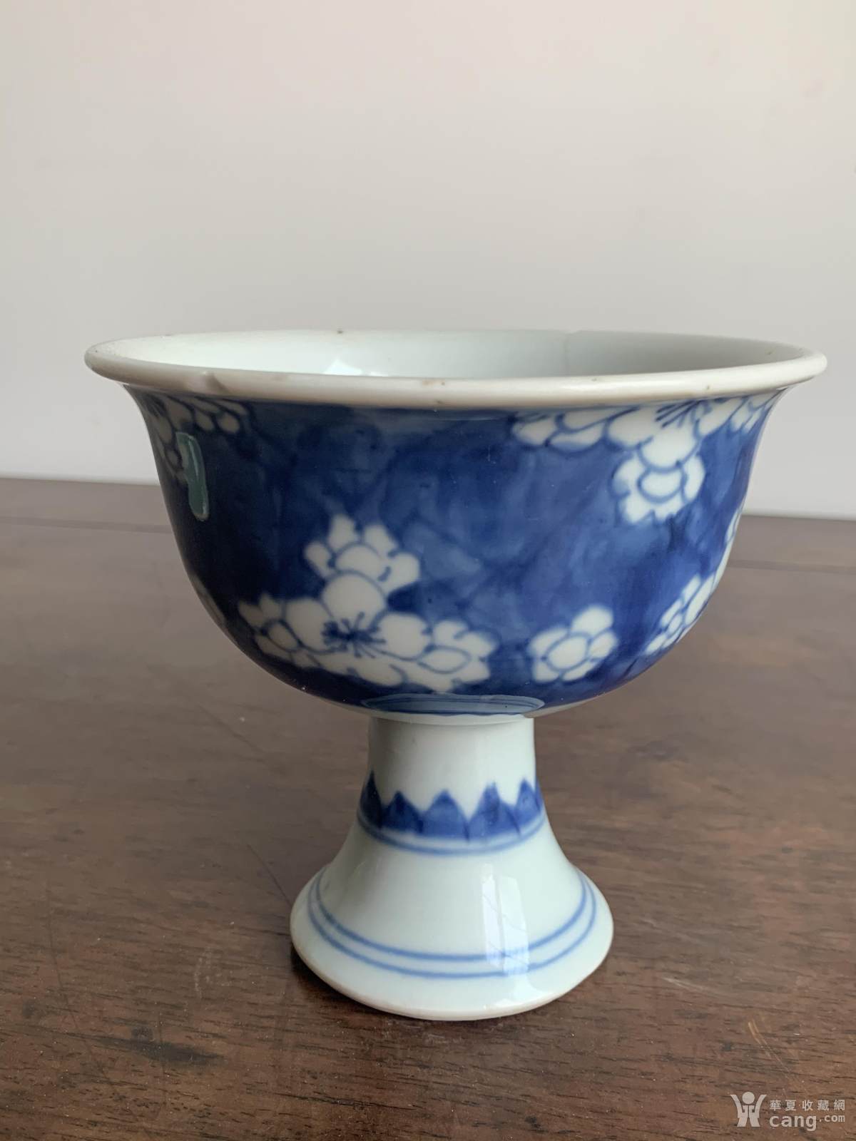 瓷器 清 康熙青花冰梅高足杯