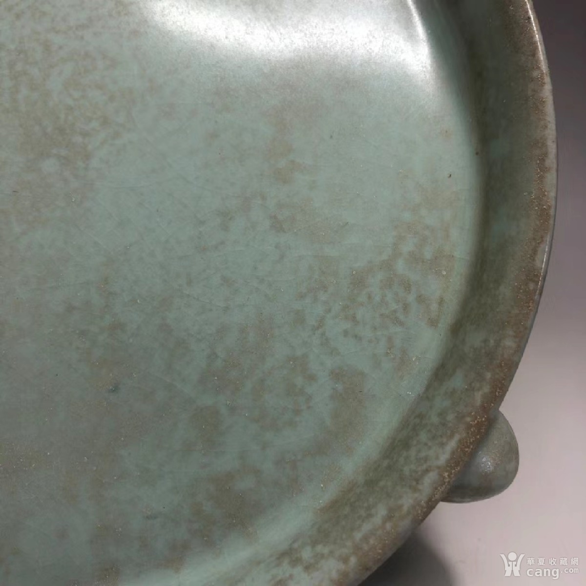 汝窑三足奁