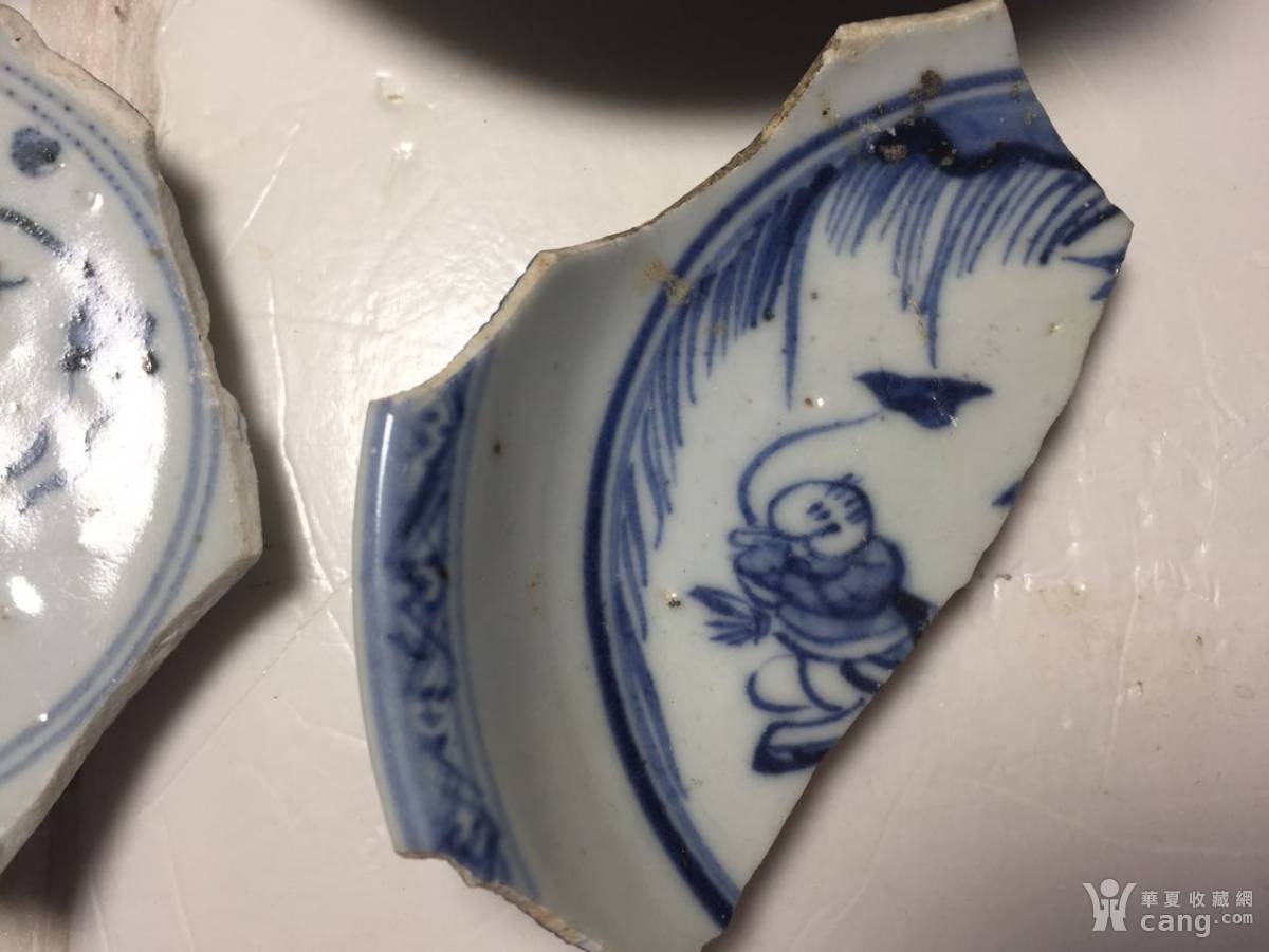 瓷器 明 明代青花放风争婴戏图瓷片一组