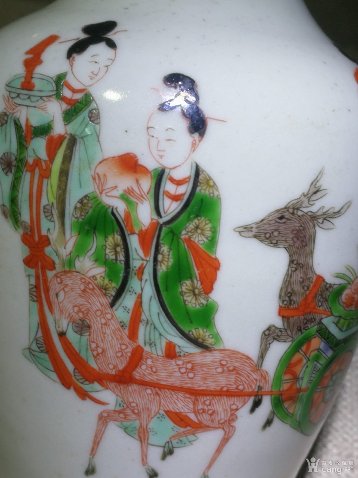 清代五彩麻姑献寿锥把瓶