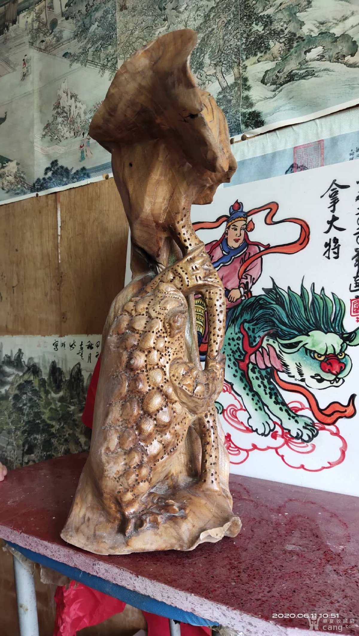 非常可爱,木雕动物花鸟,青蛙癞蛤蟆招财金蟾举着还是扶着荷叶