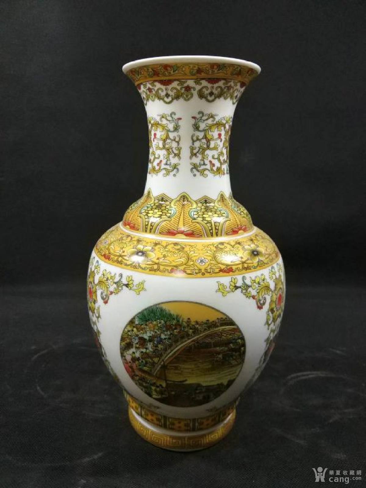 清乾隆时期珐琅彩清明上河图花瓶