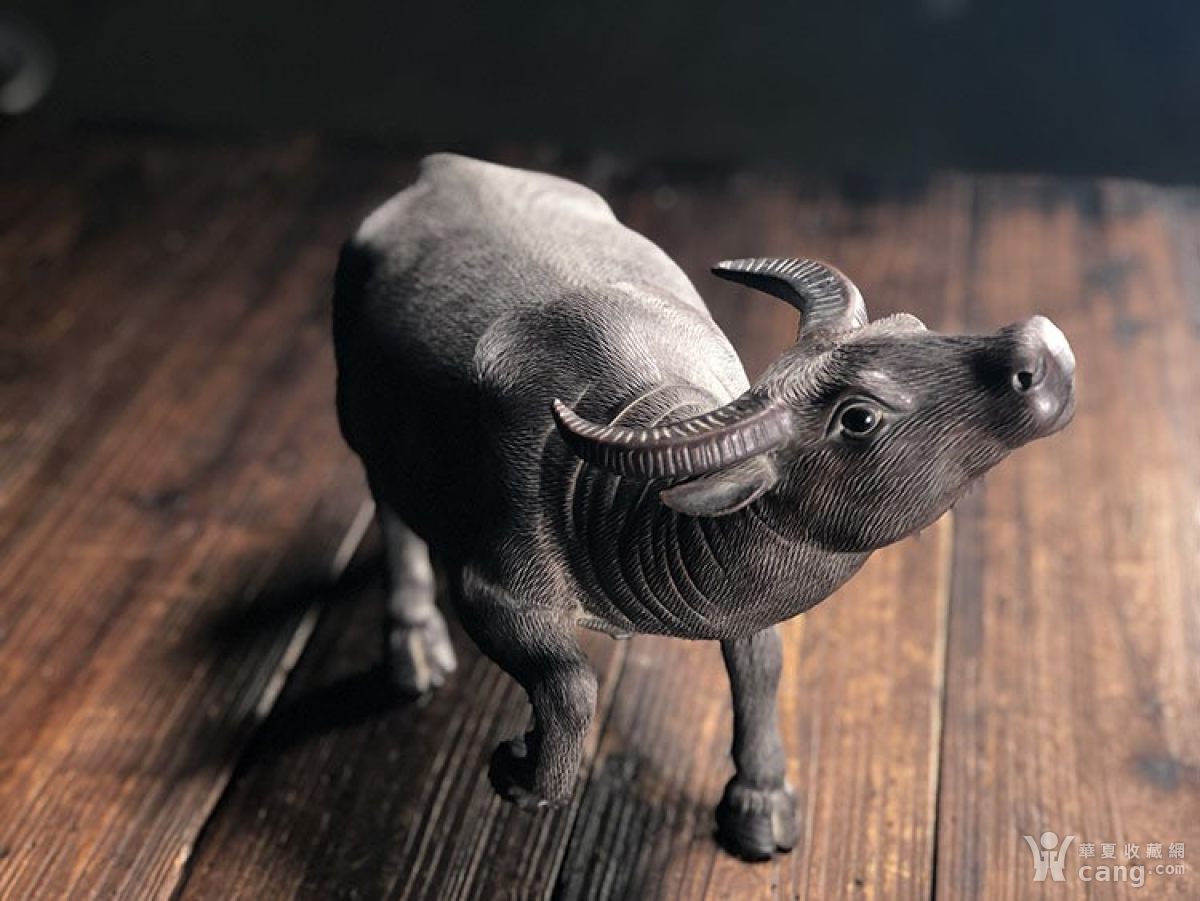 石湾窑陶瓷工艺品牛气冲天运势如虹牛摆件家居客厅镇宅装饰摆件