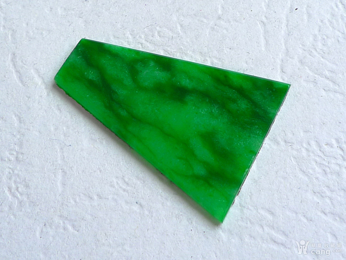 【天然a货翡翠】- 阳绿梯形平安无事牌素牌素面牌镶件
