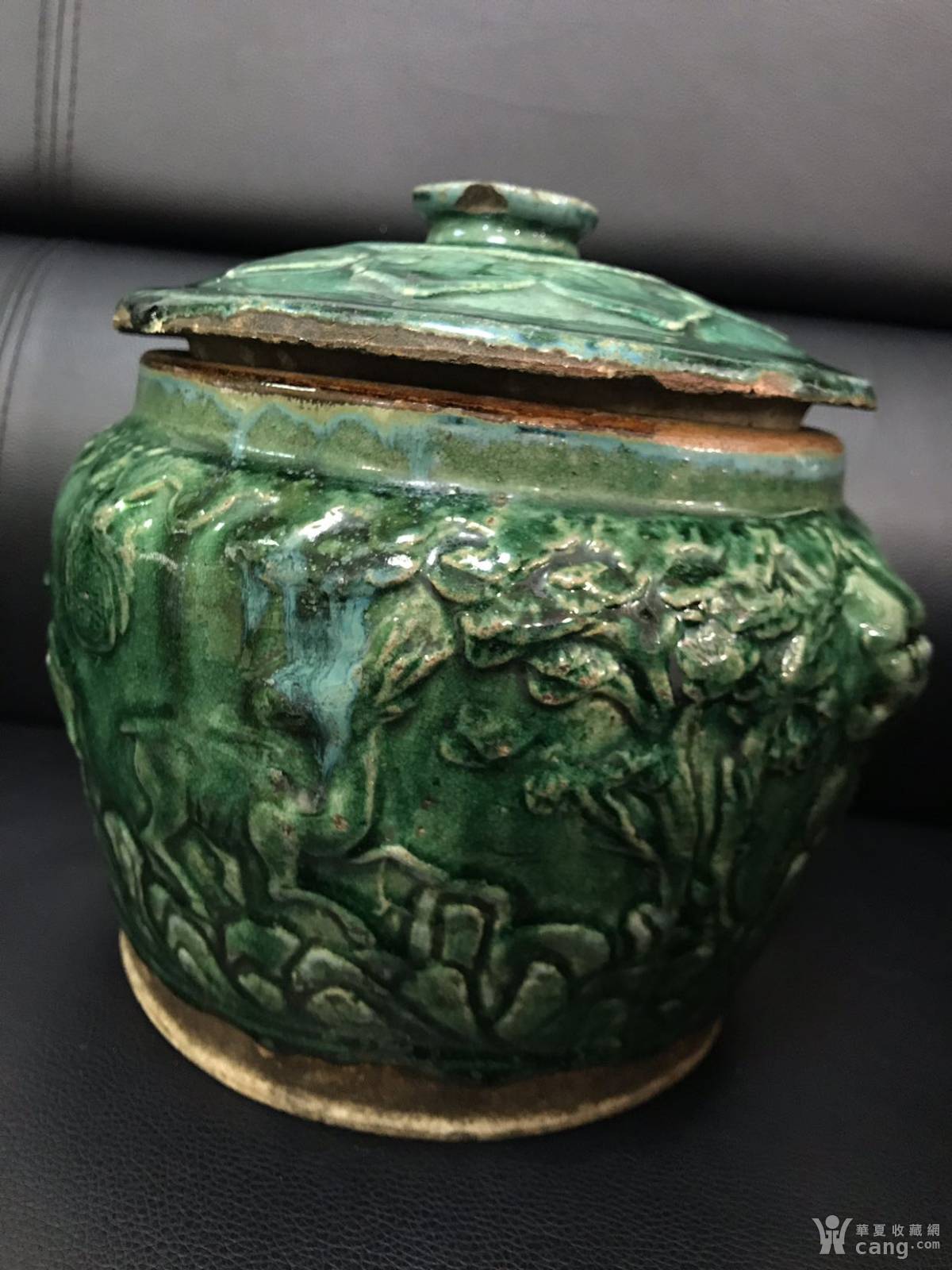 明代绿釉龙纹盖罐