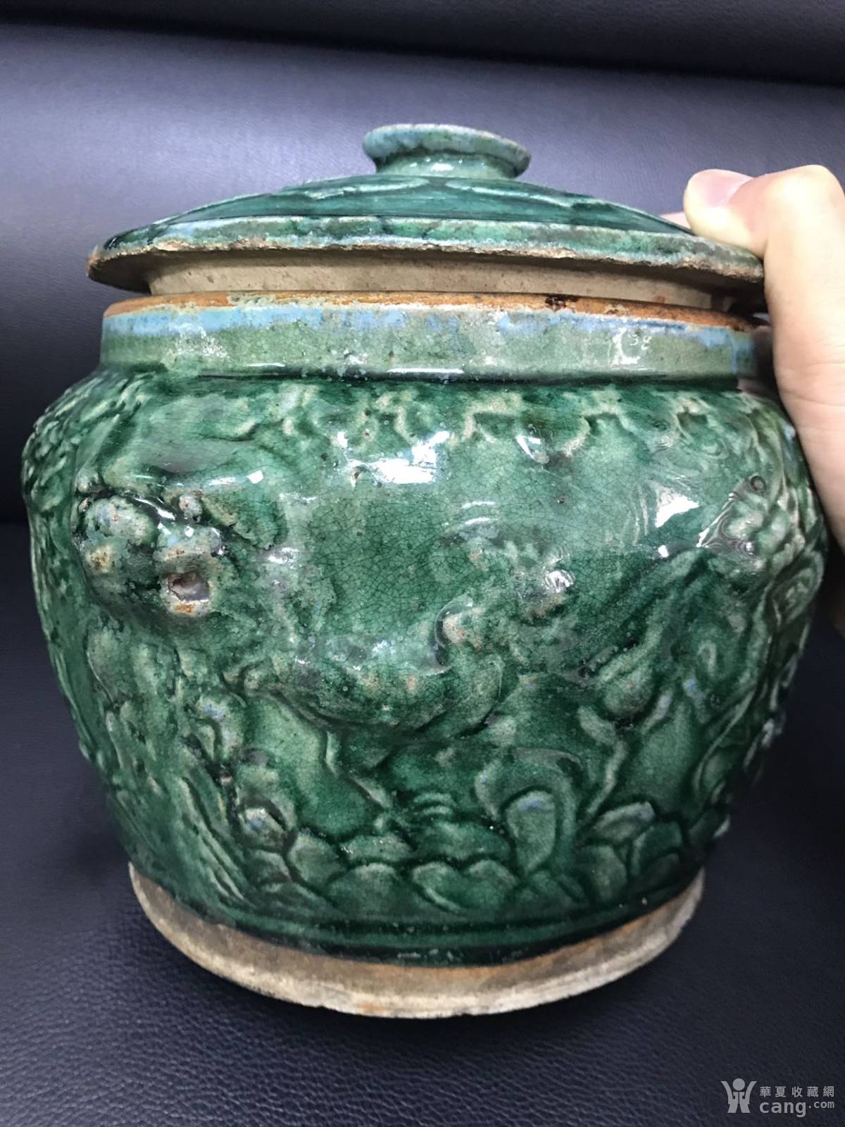 明代绿釉龙纹盖罐