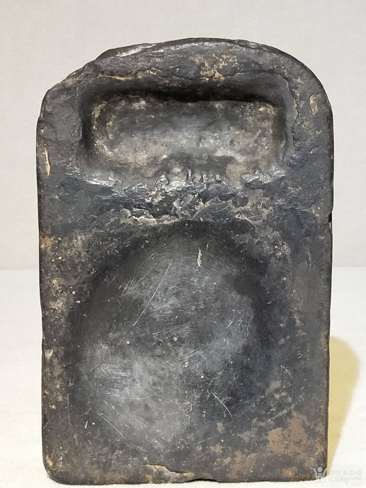 明代造型精美青石大砚