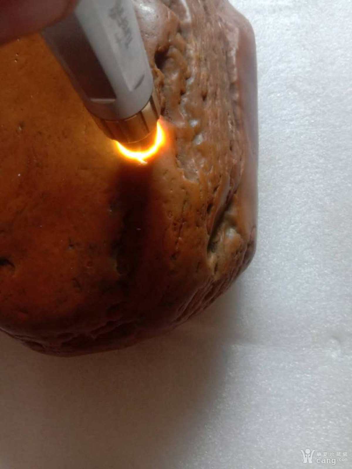 北疆黄金泥石玉