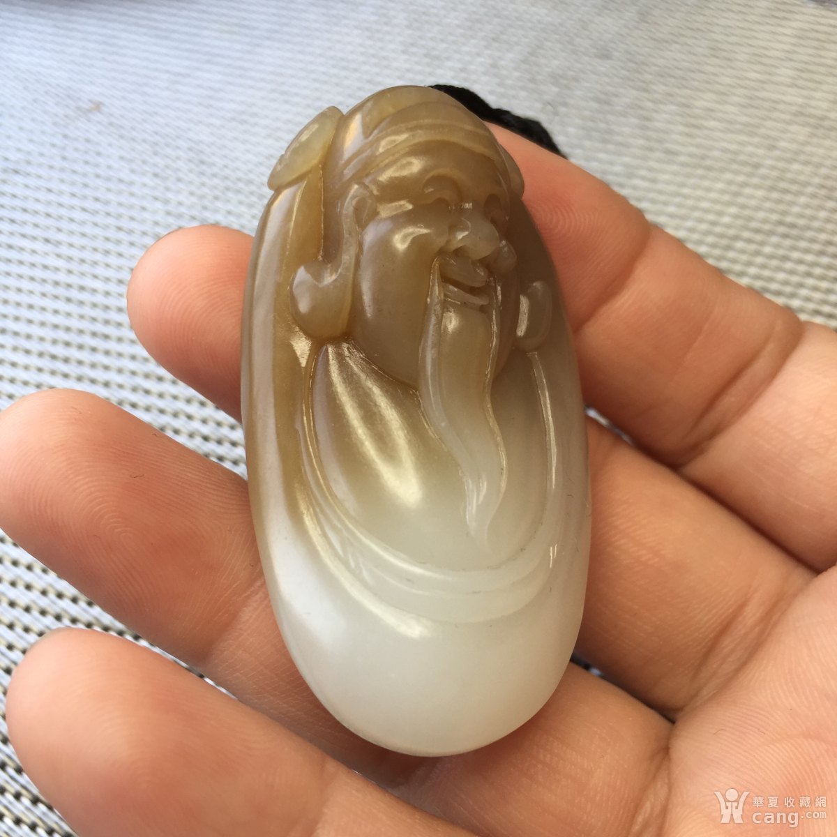 天然新疆和田玉且末糖料招财进宝财神吊坠