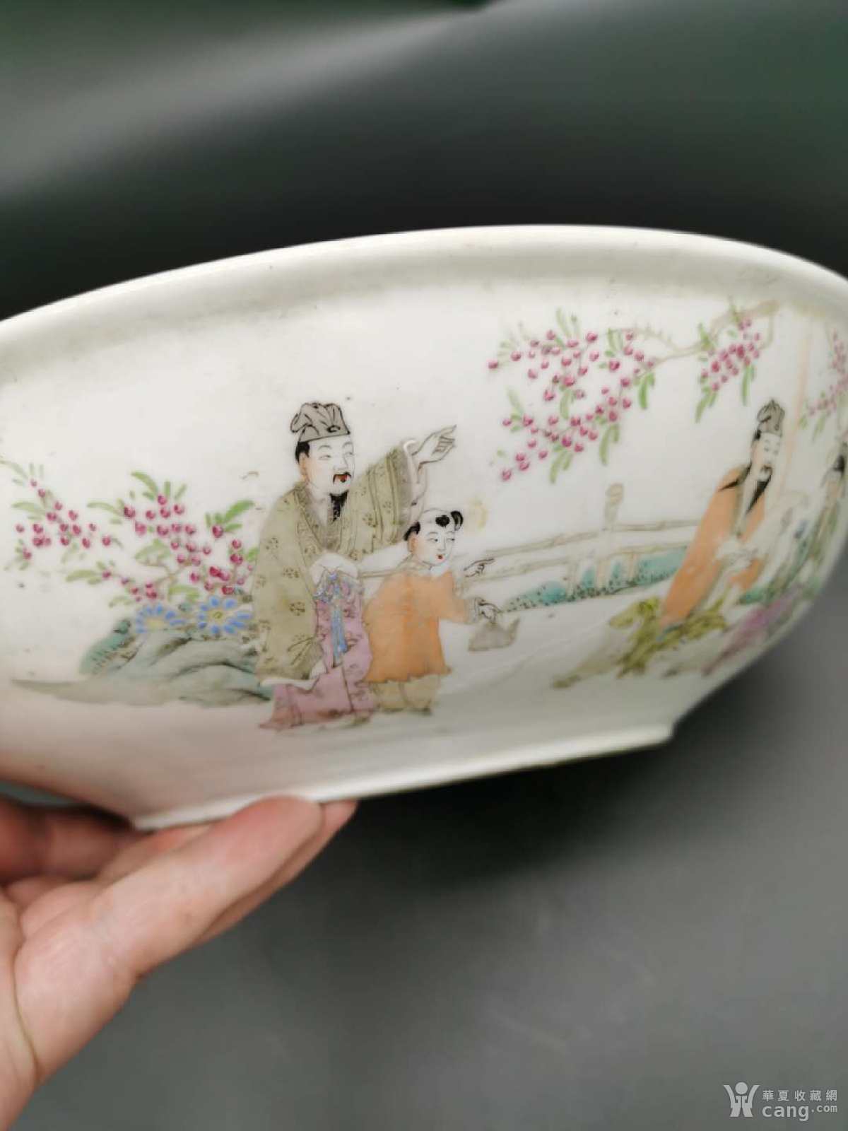 民国名家罗仲林款人物汤盆