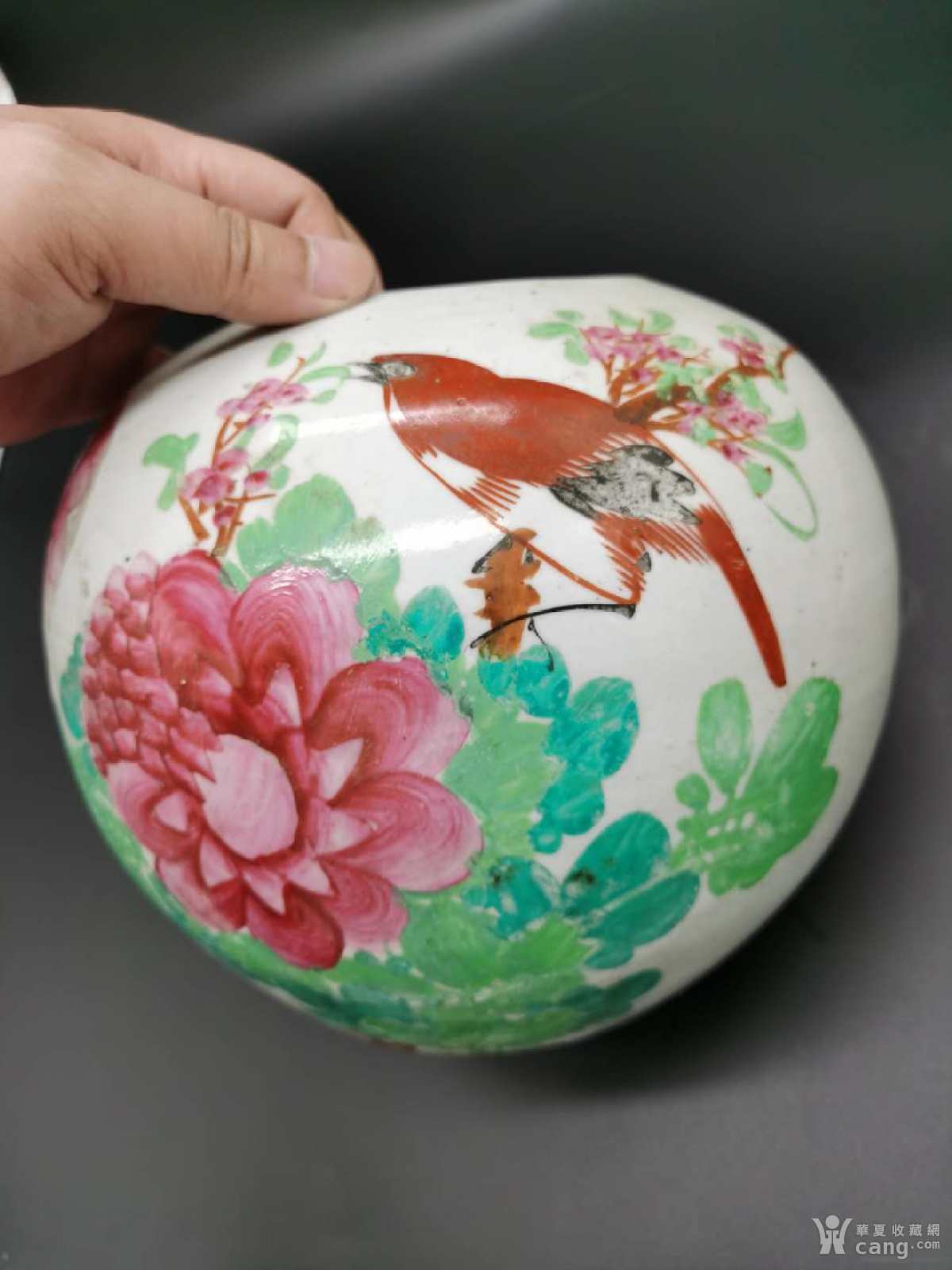 晚清民国粉彩花鸟西瓜罐