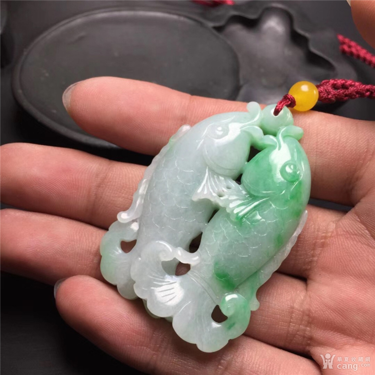 y56天然a货白底青飘阳绿翡翠双鱼吉庆挂佩