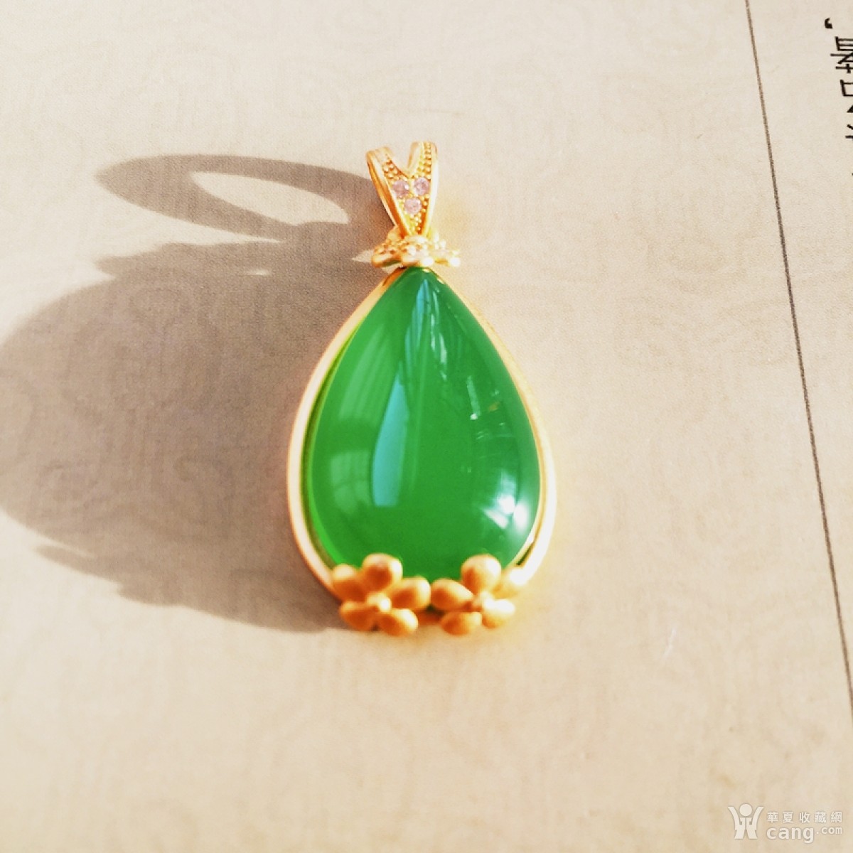 新品天然玉石高冰种满绿水滴形玉髓纯银镶嵌时尚简约女款吊坠项链