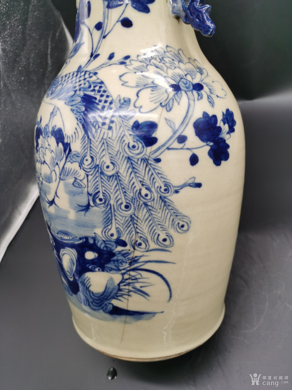 清代青花凤凰纹大瓶