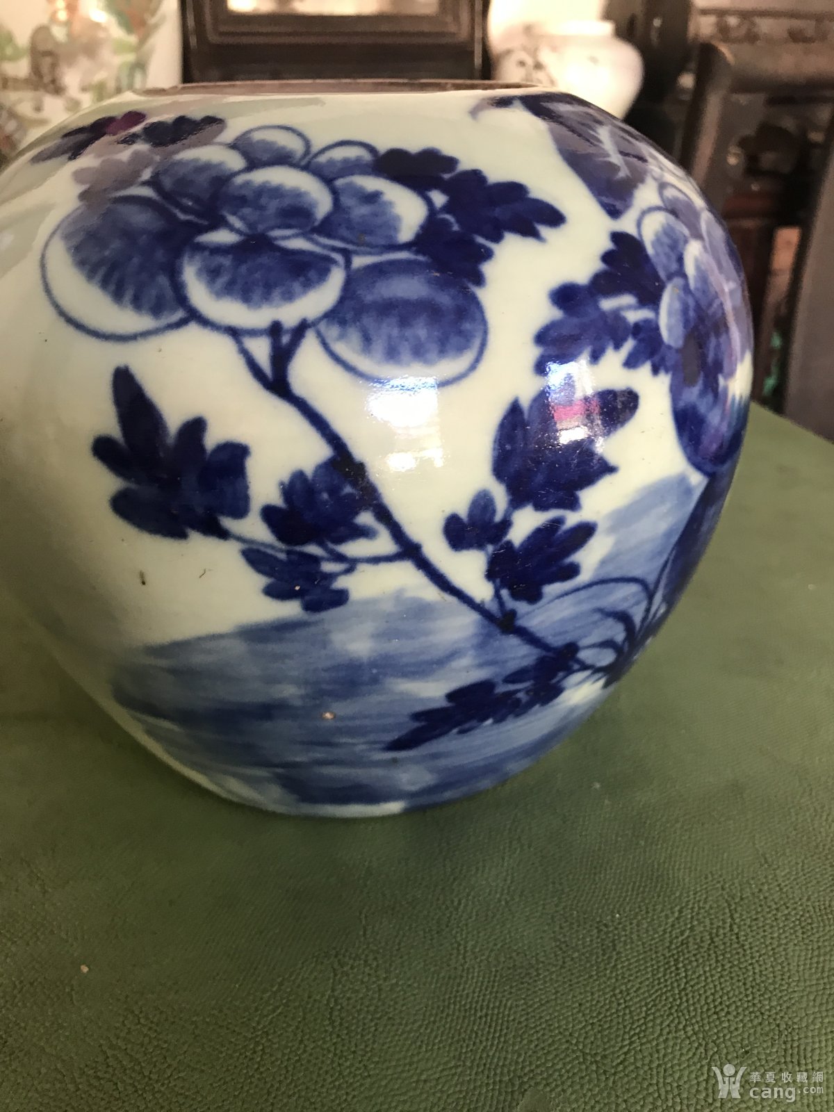 瓷器 清 清代青花花卉冬瓜罐一个 清代冬瓜罐一个.