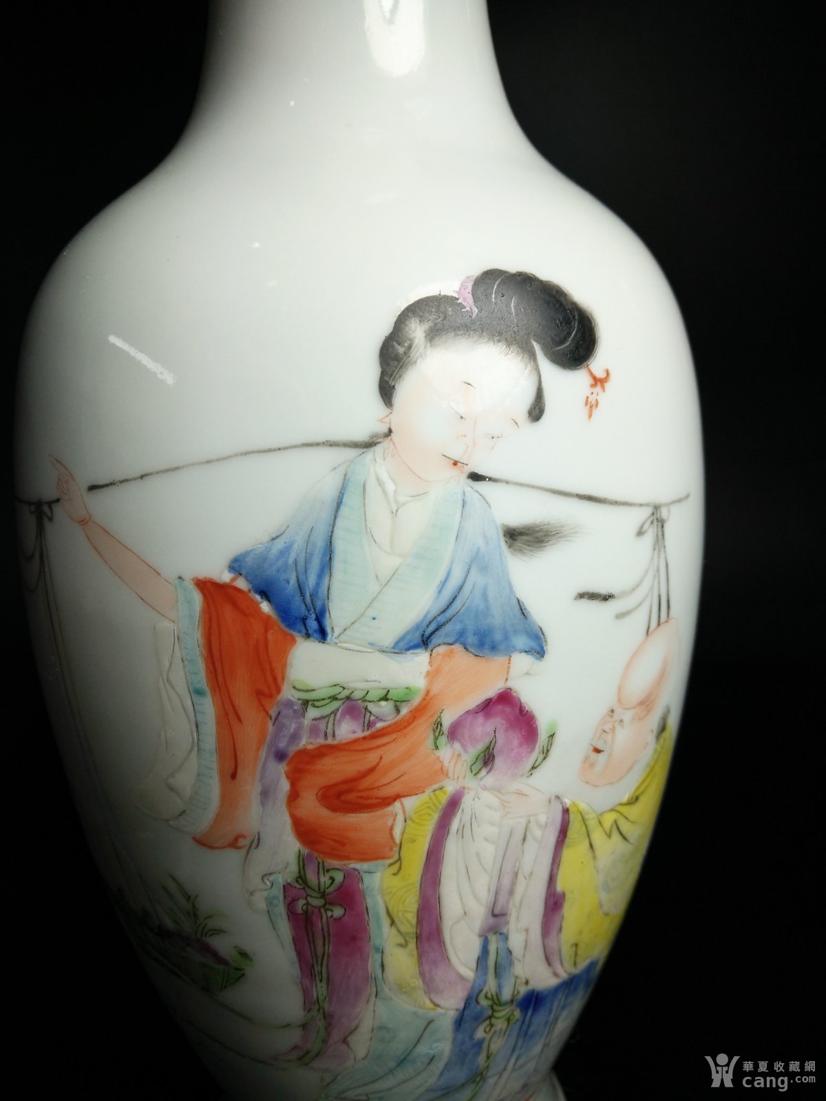 民国 刘希任风格新粉彩麻姑献寿人物细路陈设花瓶 祝寿礼观音瓶