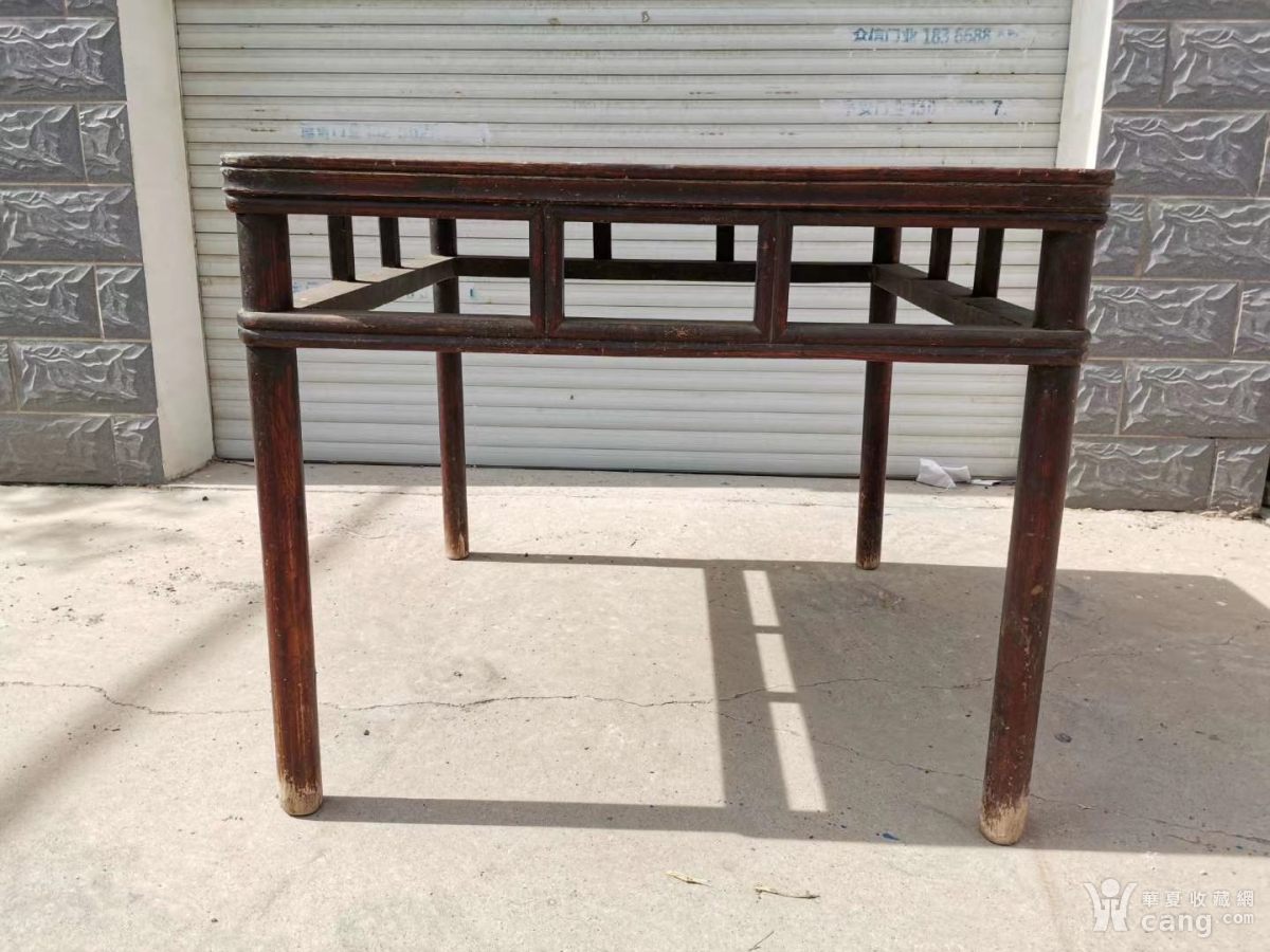 明式榉木圆包圆八仙桌