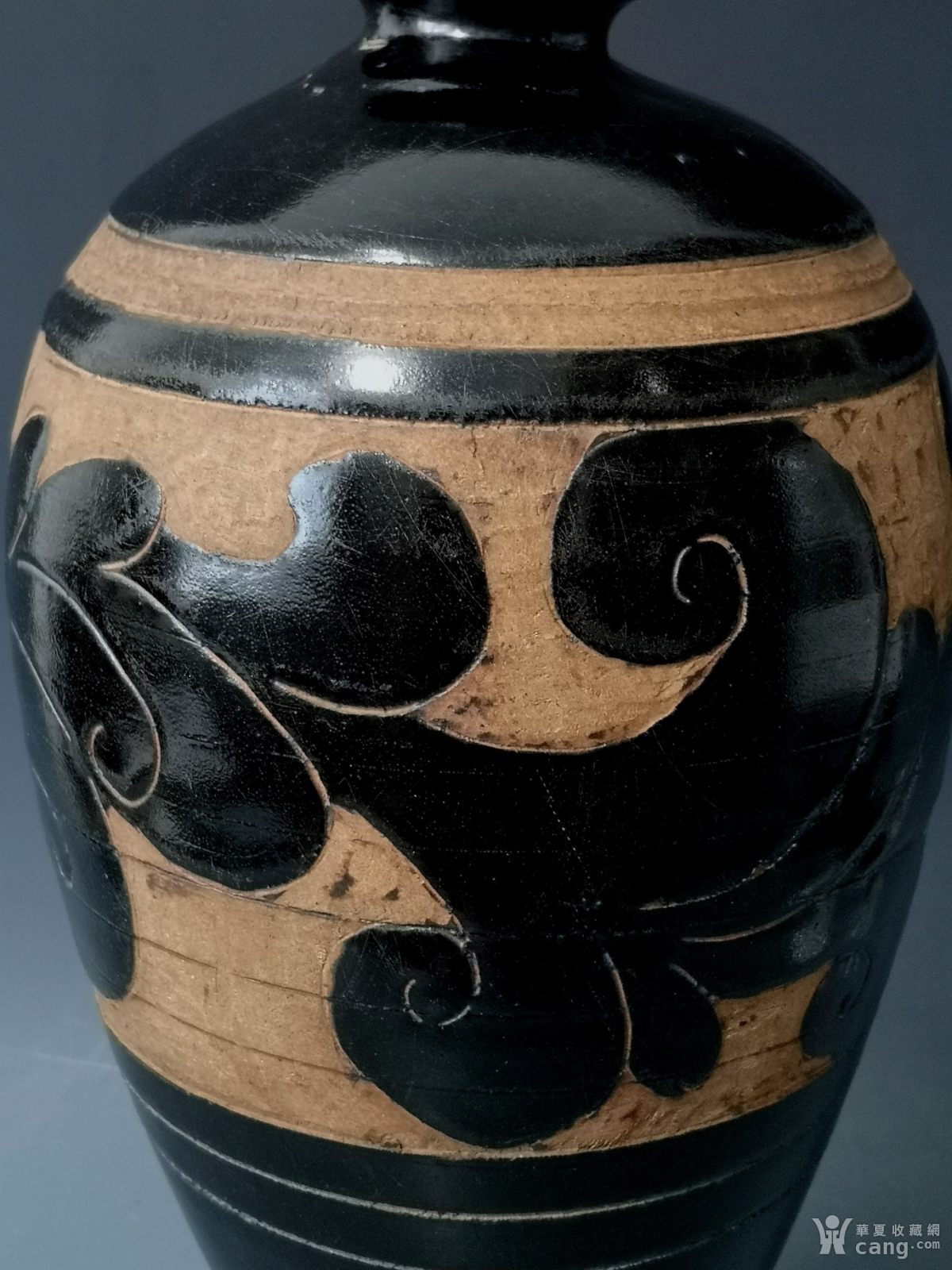 宋. 磁州窑黑釉剔花梅瓶