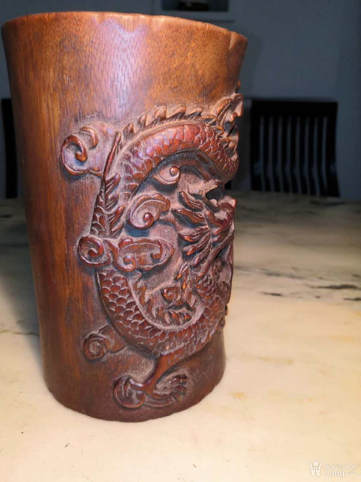 2540晚清民国高浮雕龙凤竹笔筒