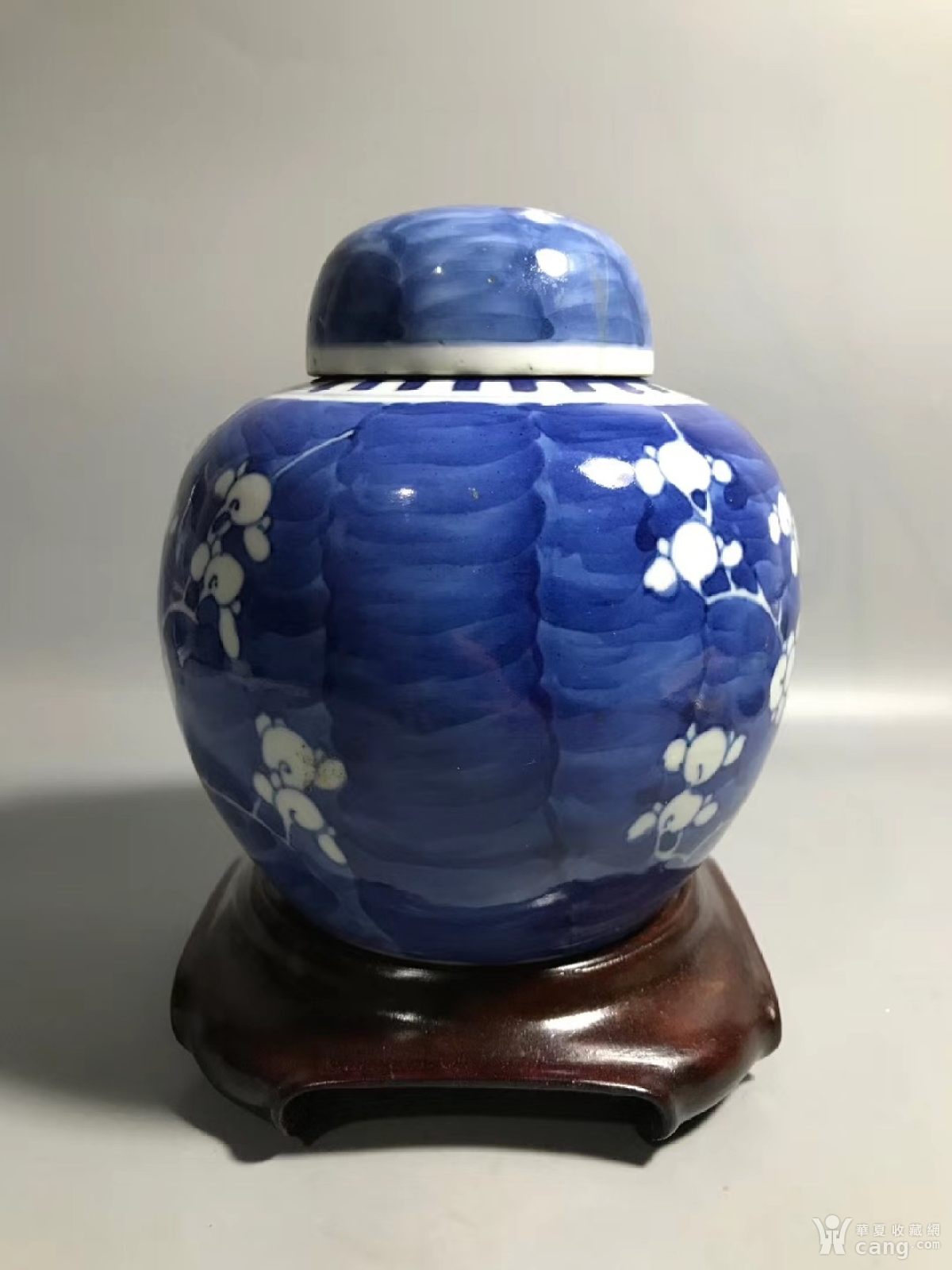 光绪青花留白冰梅罐