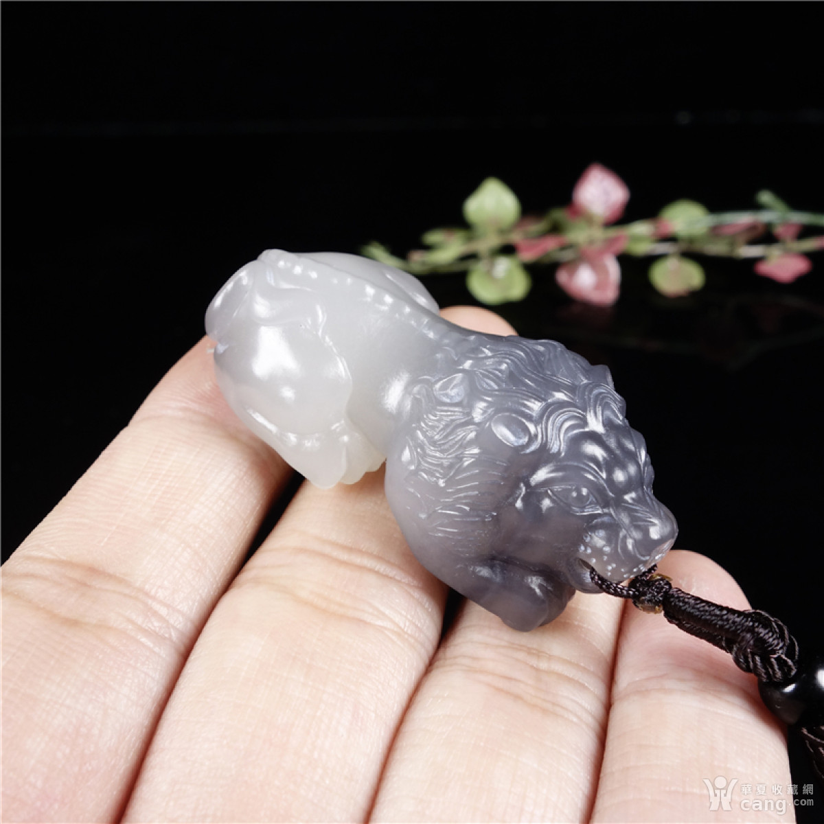 【寓意:王者风范】和田玉俏色狮子挂件28.97g