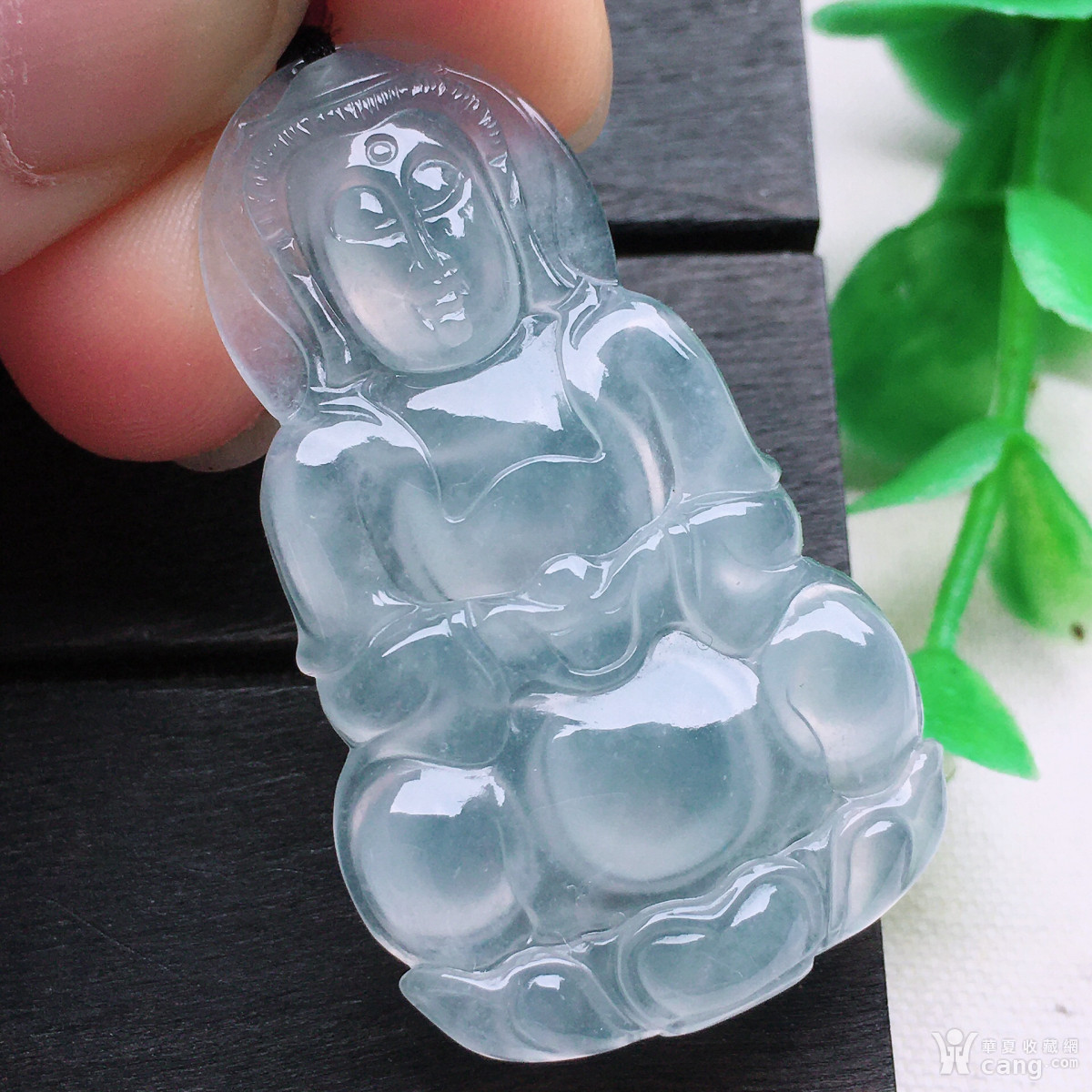 天然翡翠a货老坑冰种高冰观音通透水润精雕饱满吊坠挂件
