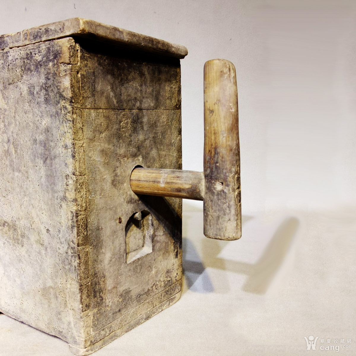 清代木风箱打银饰用的小风箱