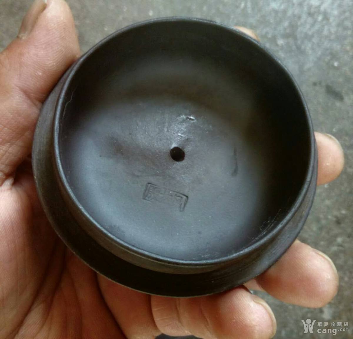 八十年代殷盘凤款三足紫砂壶