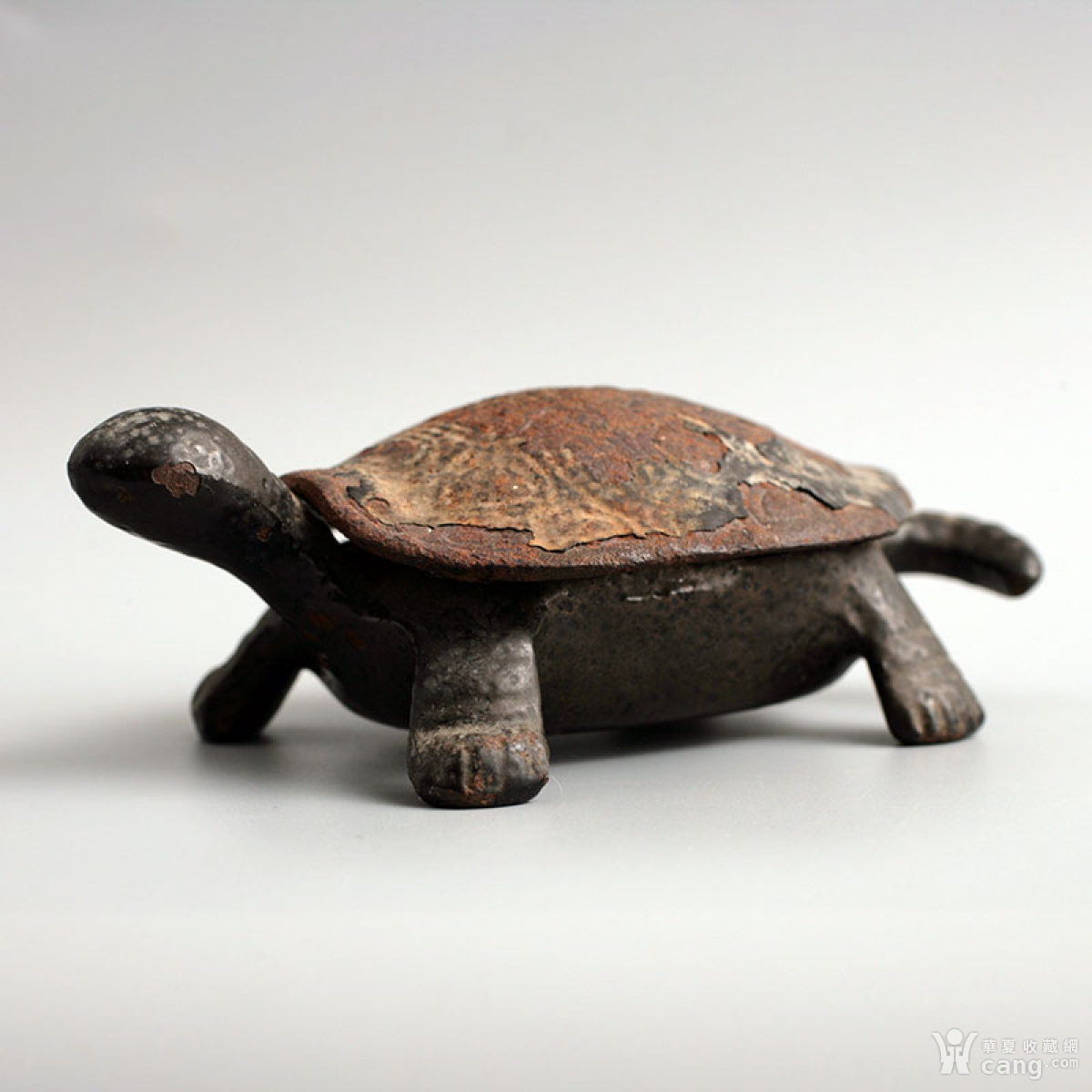 早期铸铁寿龟一只