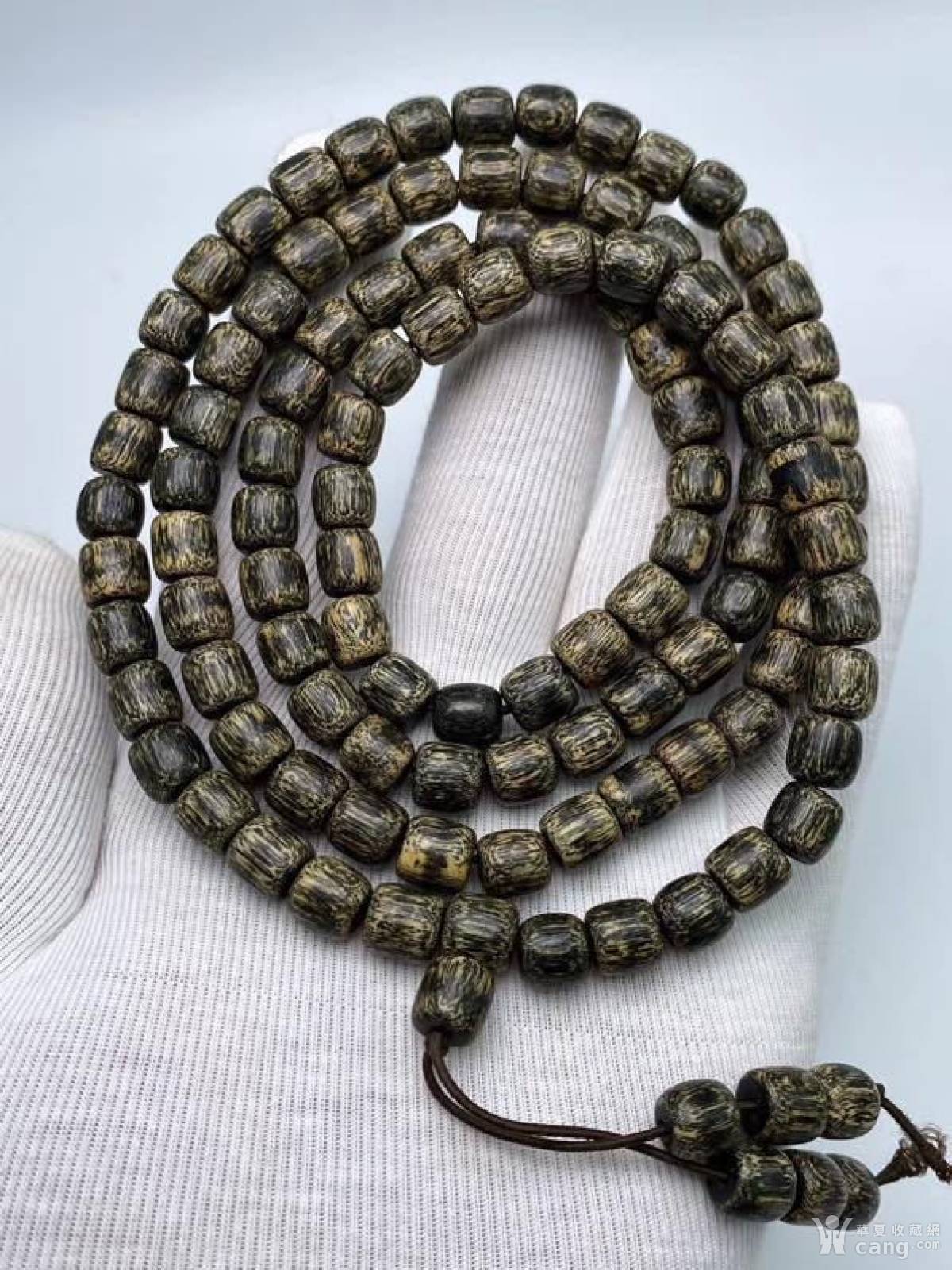 芽庄绿棋桶珠沉香,老料,规格:0.8cm克重:28克左右 花