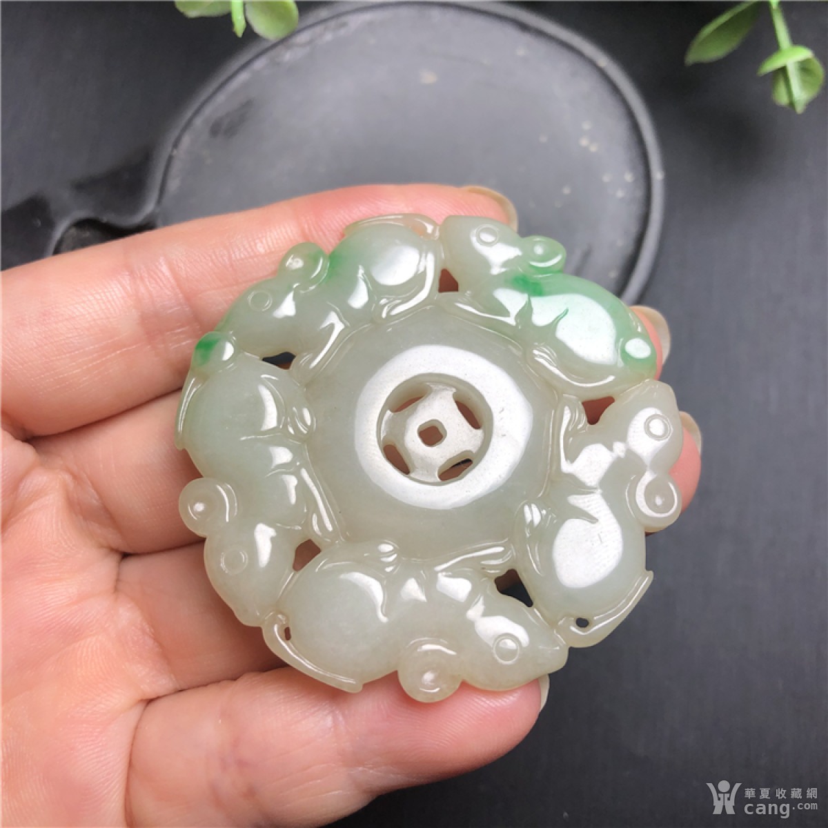 e276天然a货糯冰种飘阳绿翡翠"五鼠运财"圆佩