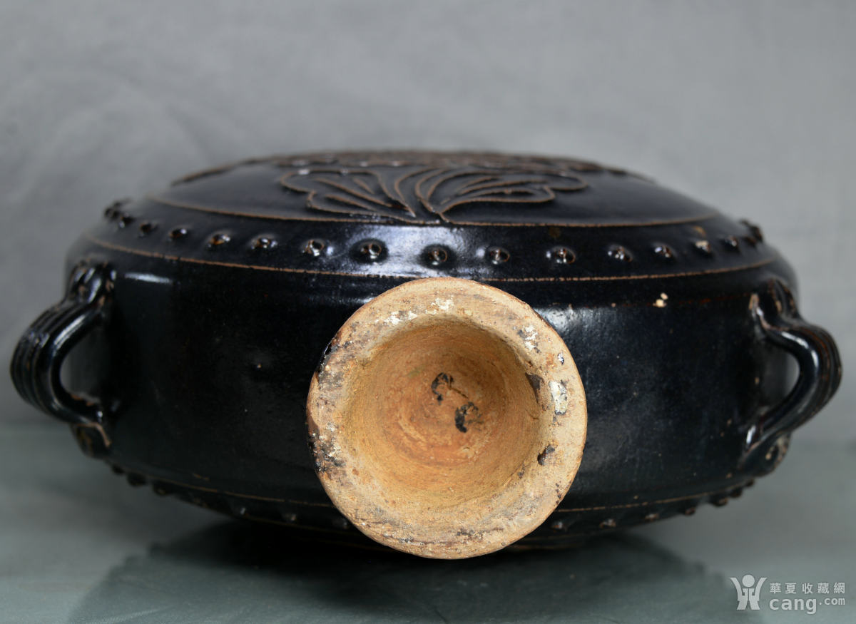 黑釉鼓钉花卉四系扁瓶(古254)