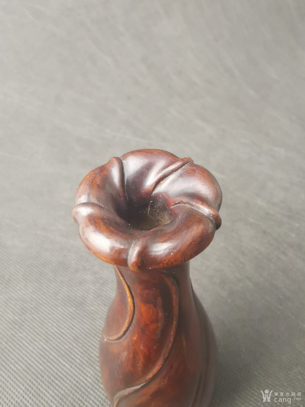 清_黄花梨花棱形香插