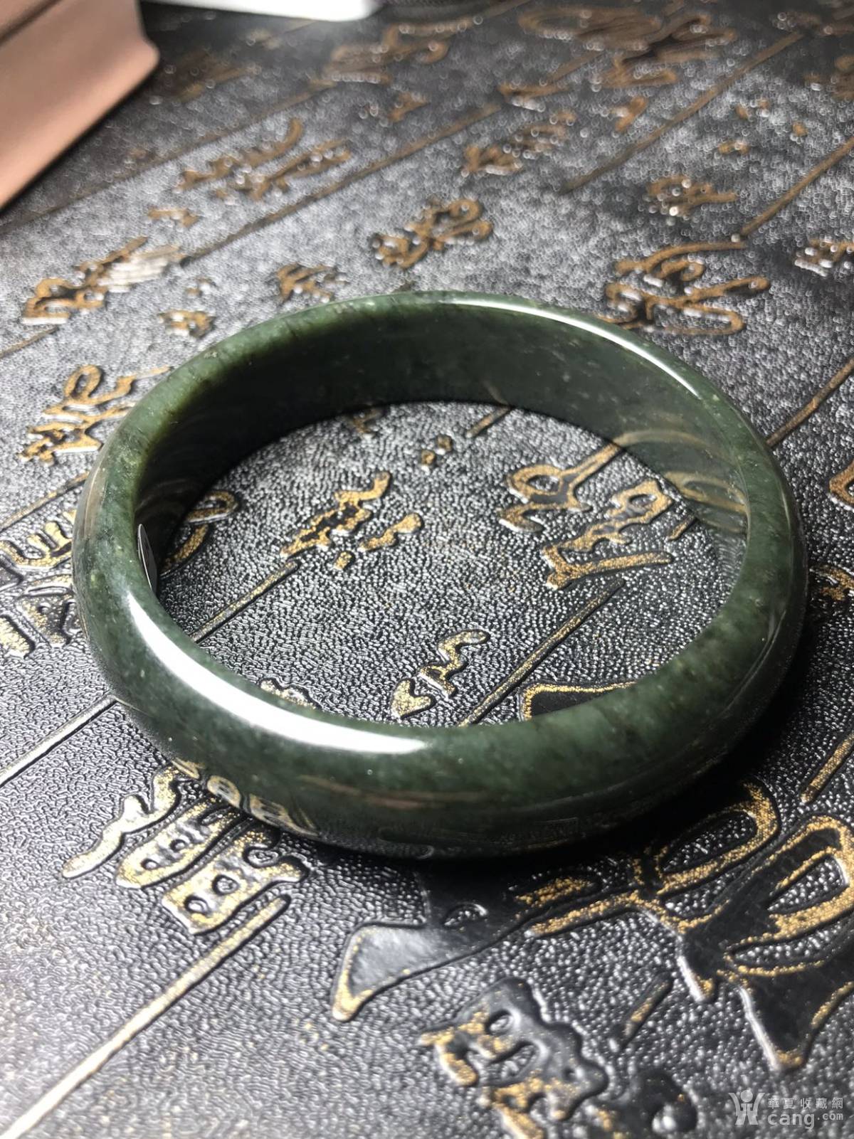 天然新疆和田玉青玉手镯