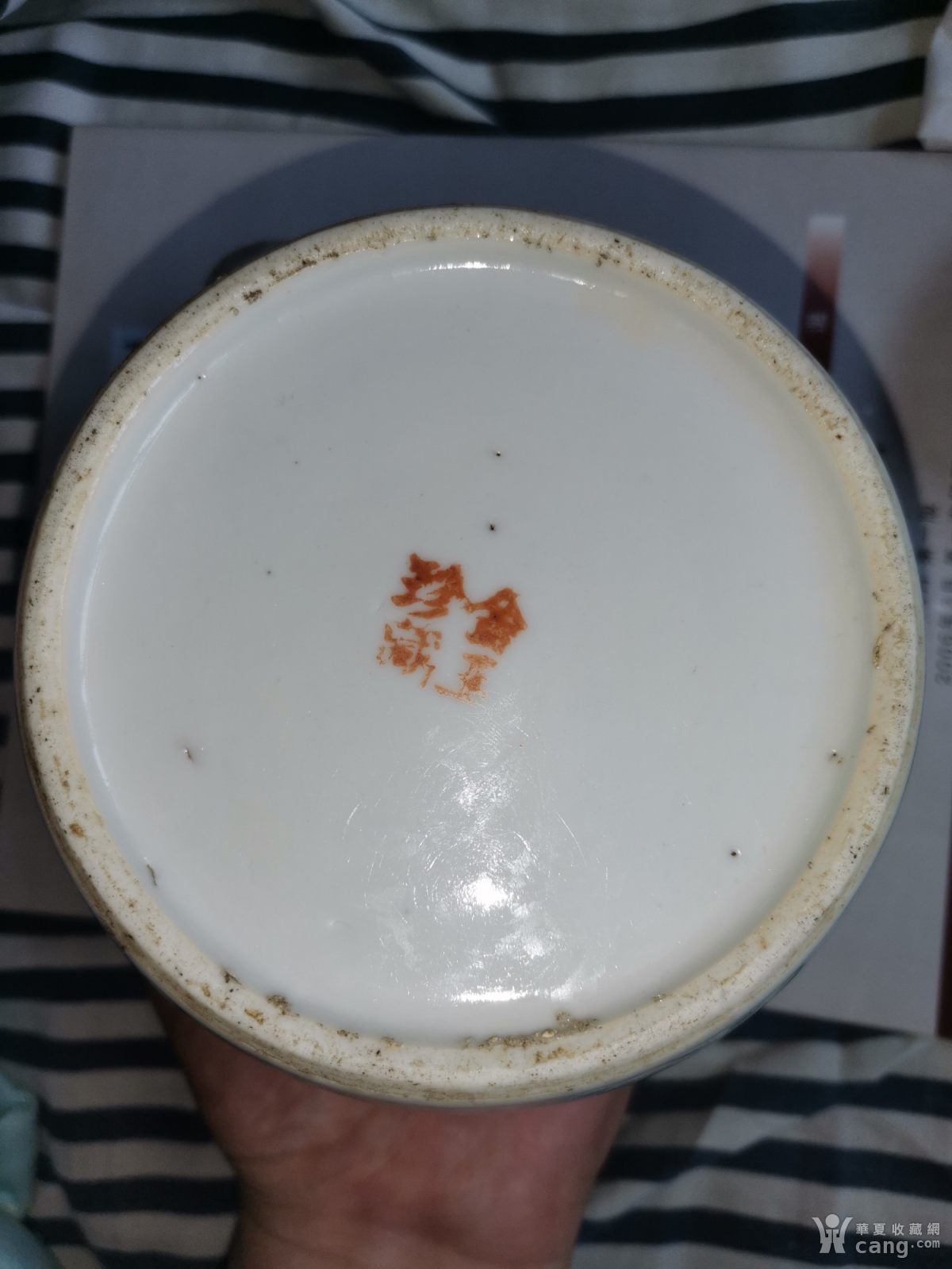 瓷器 民国 名家余钊茶壶精品 藏品描述 藏品展示 报价记录 服务保障