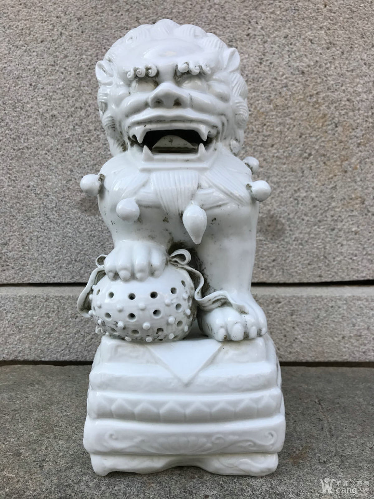 德化瓷狮子一对