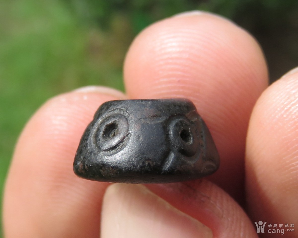 千年殊圣带眼老黑石珠