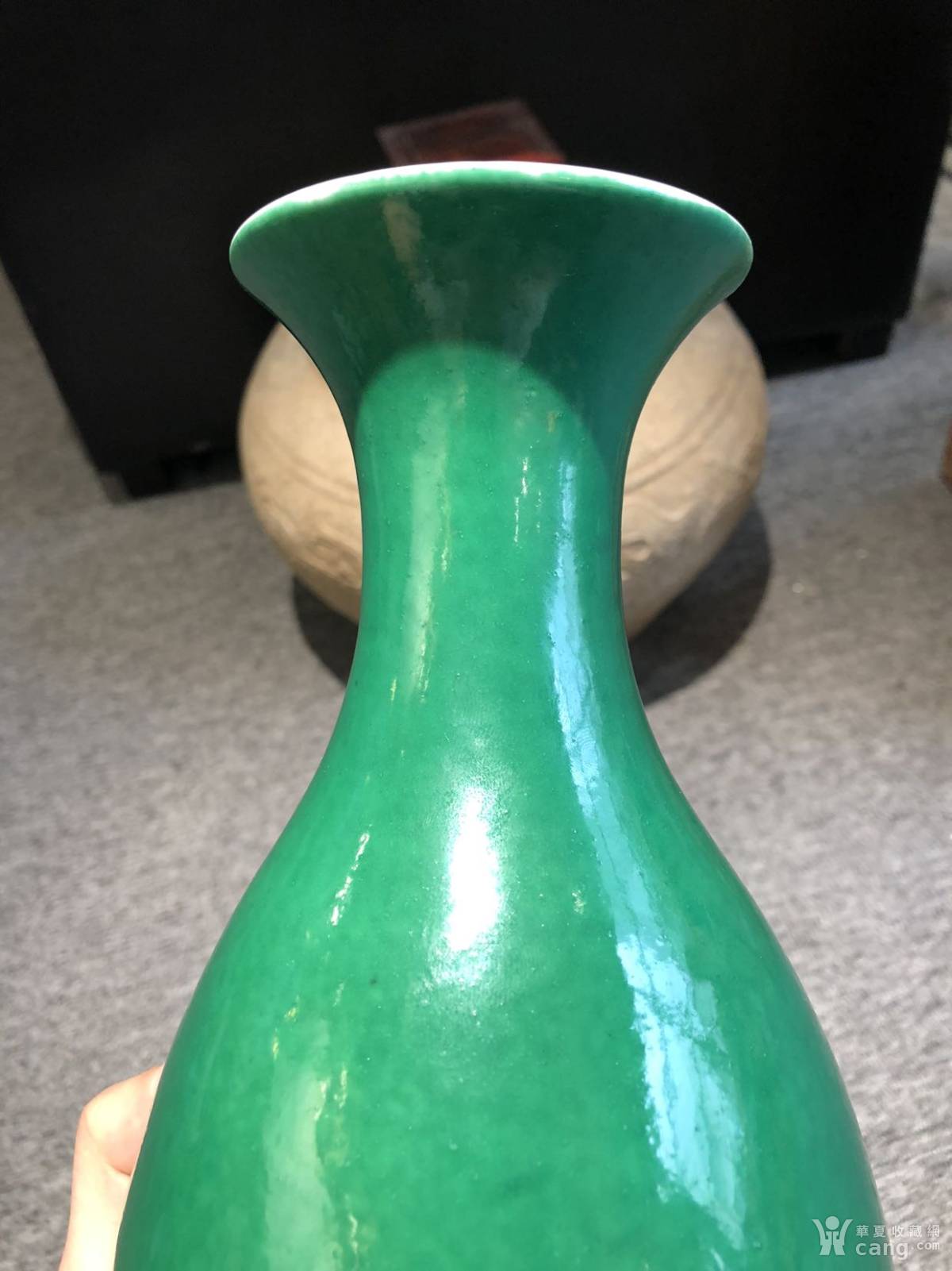 瓷器 明清 清晚期·瓜皮绿釉玉壶春瓶