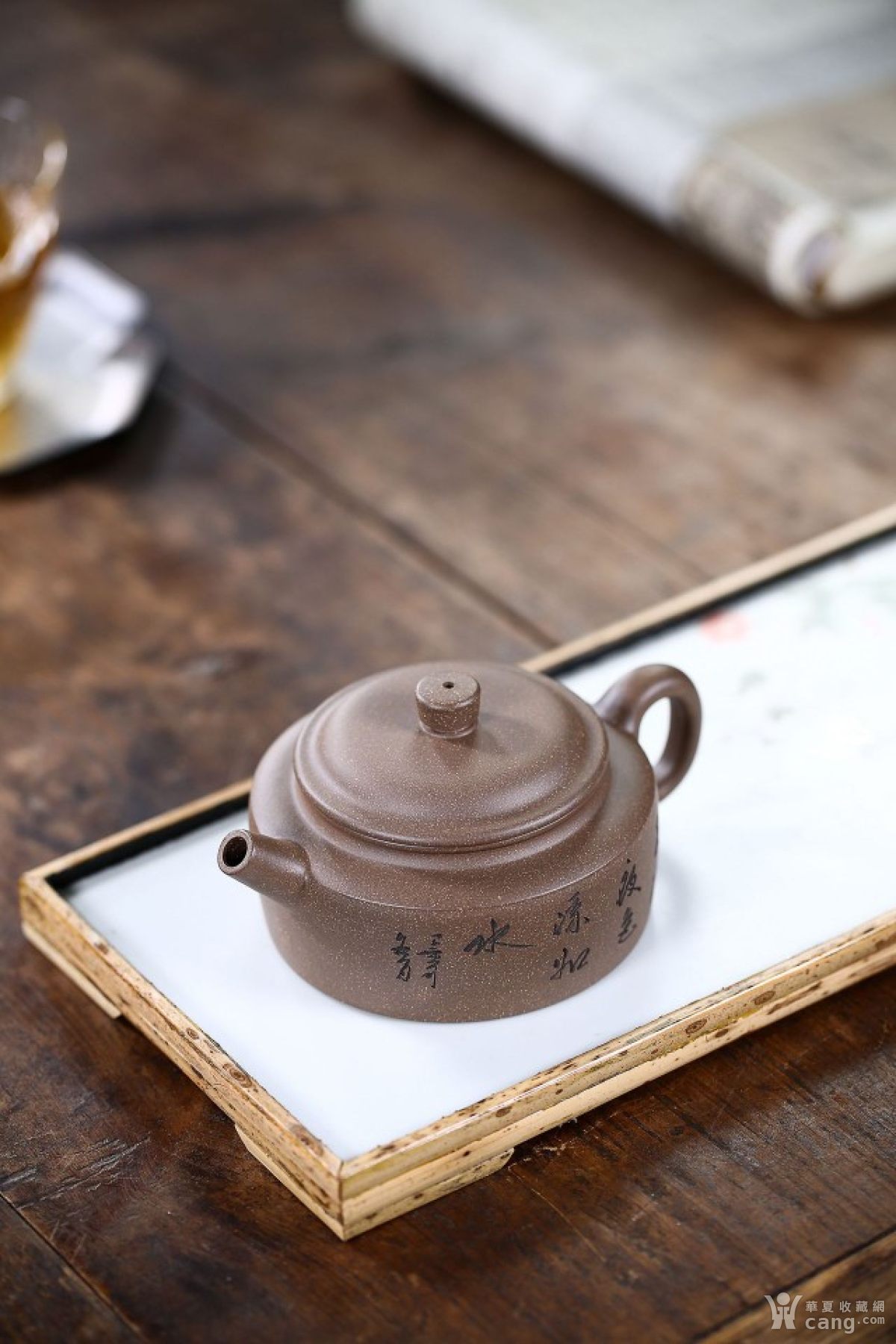 宜兴紫砂原矿段泥扁德钟壶