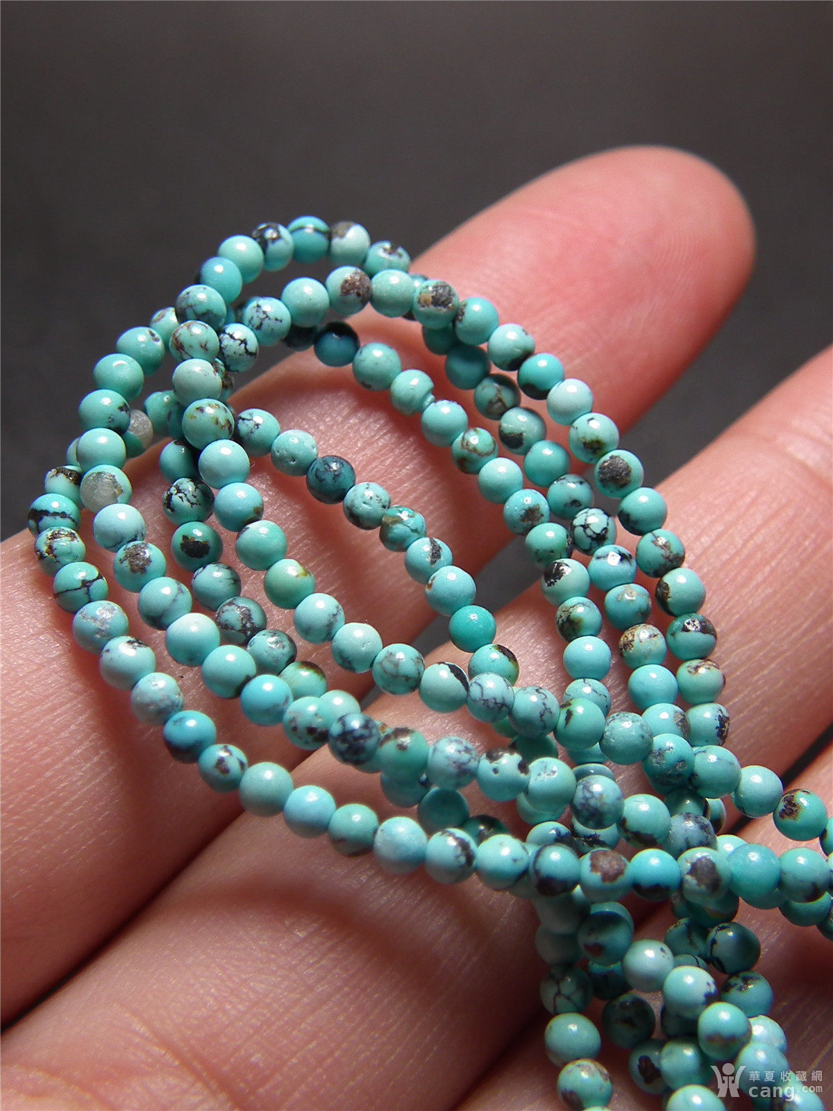 l26 近一二十年的天然原矿高瓷绿松石小米珠项链一条