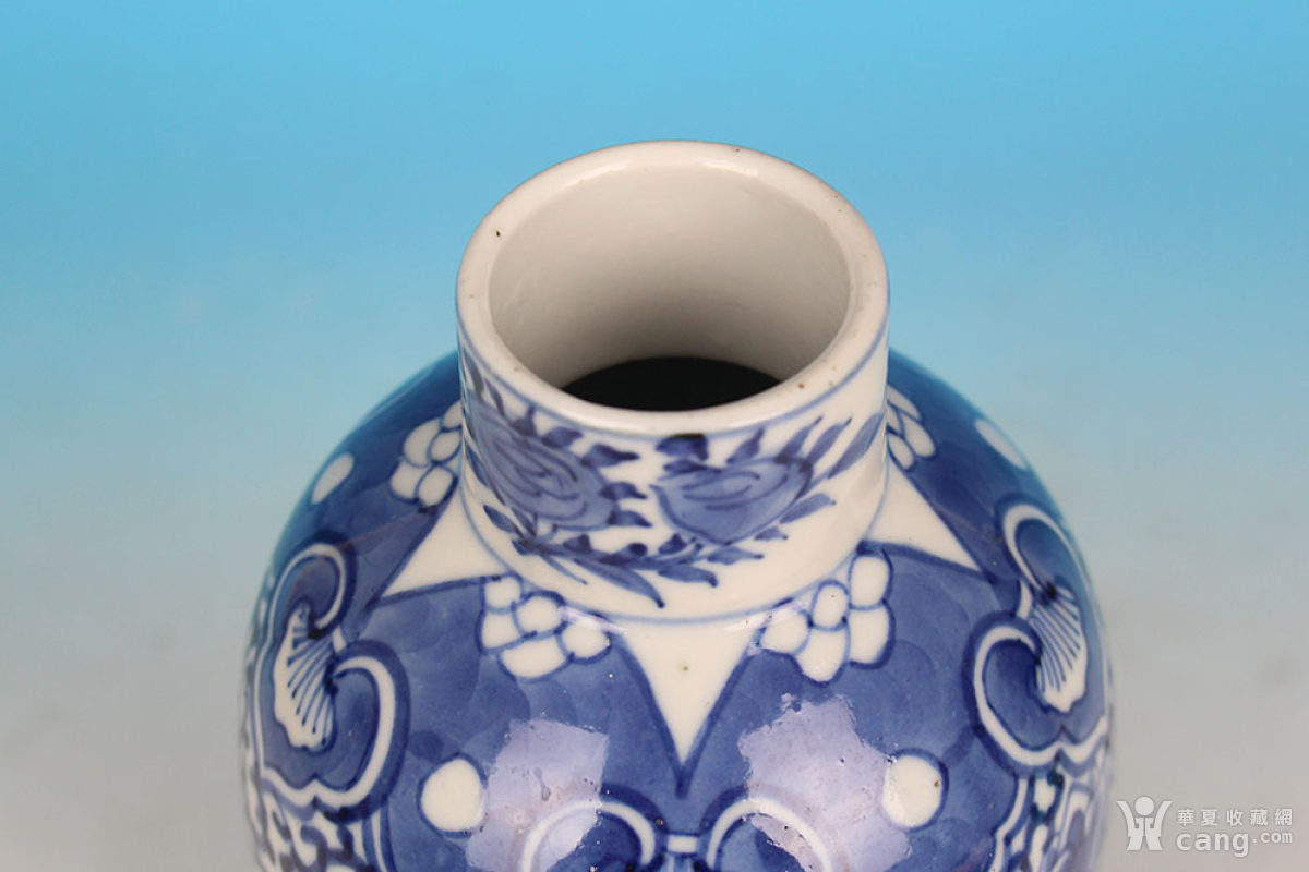 清晚期青花开光"拜师学艺"纹人物故事梅瓶