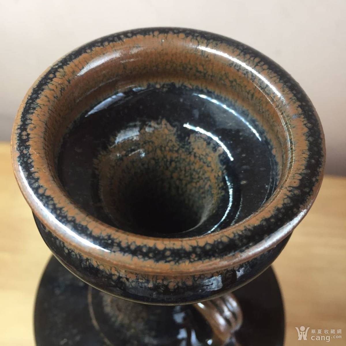 钧瓷黑釉窑变撇口瓶.