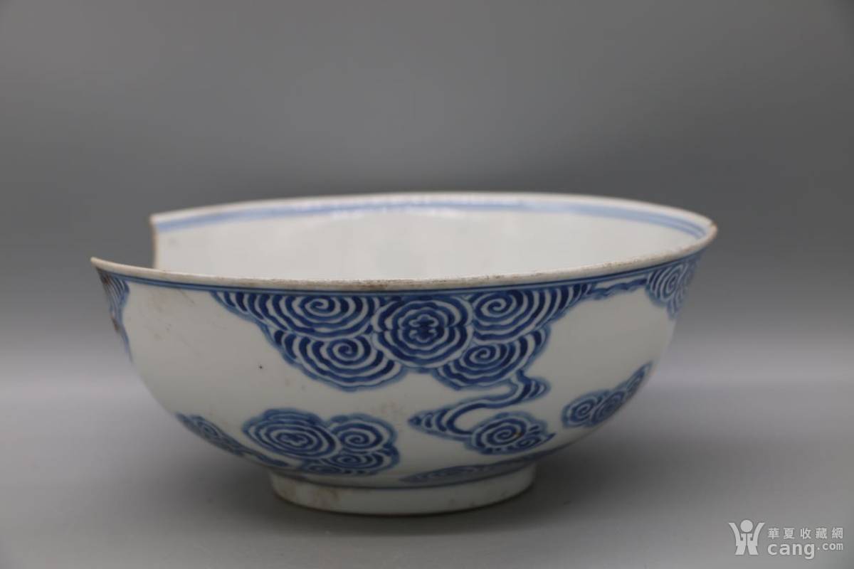 清 青花祥云纹大碗