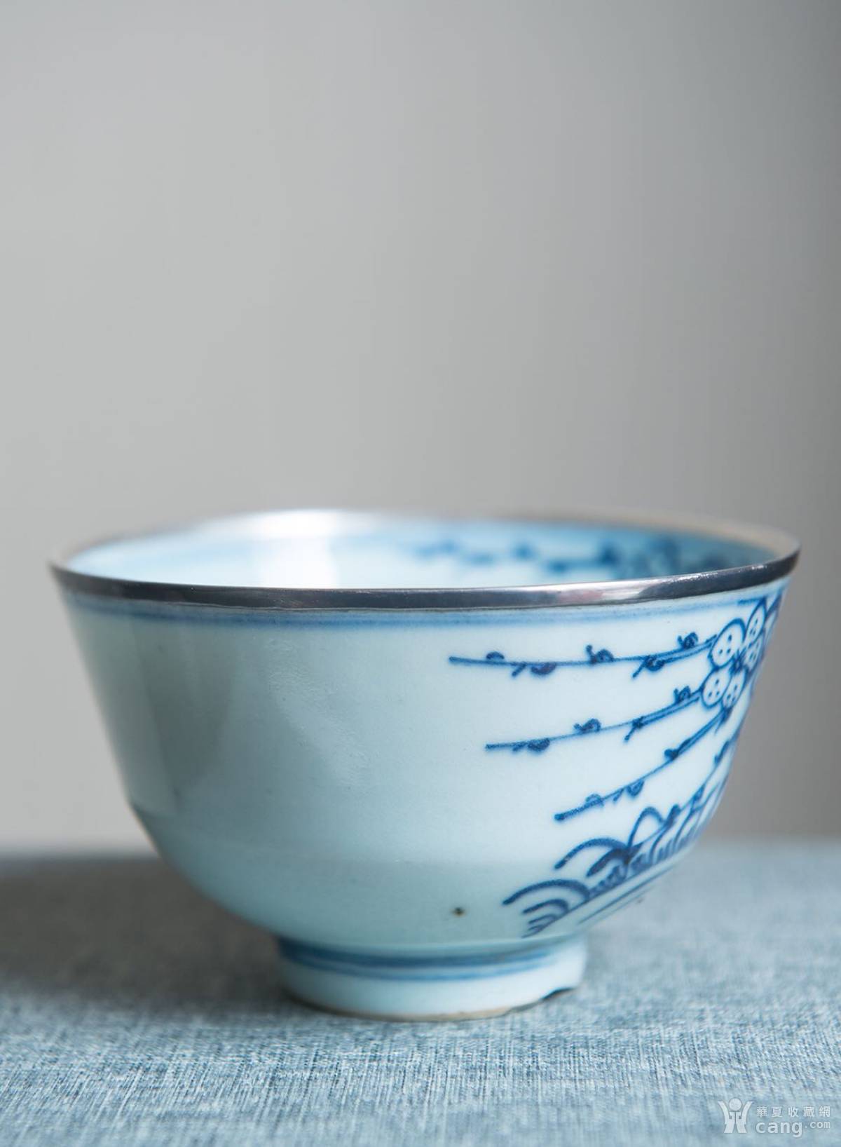 瓷器 清 清代光绪 包银口 青花过墙梅花  清代光绪 包银口 青花过墙