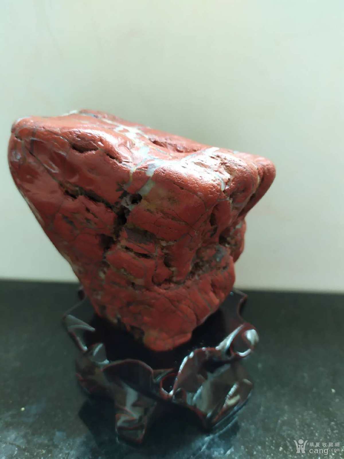 精美红碧石摆件