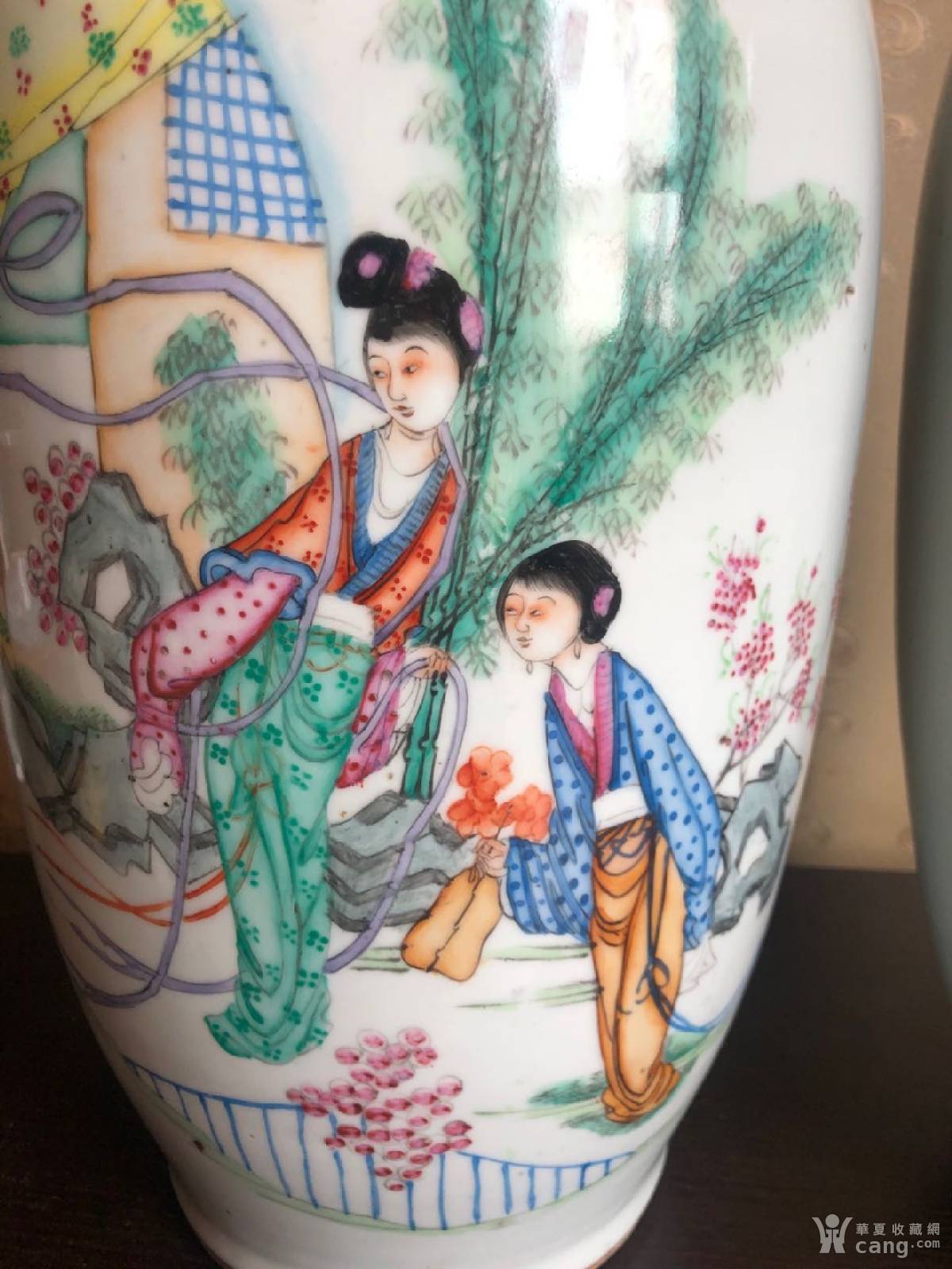 民国粉彩人物故事查同和三百件大瓶一对