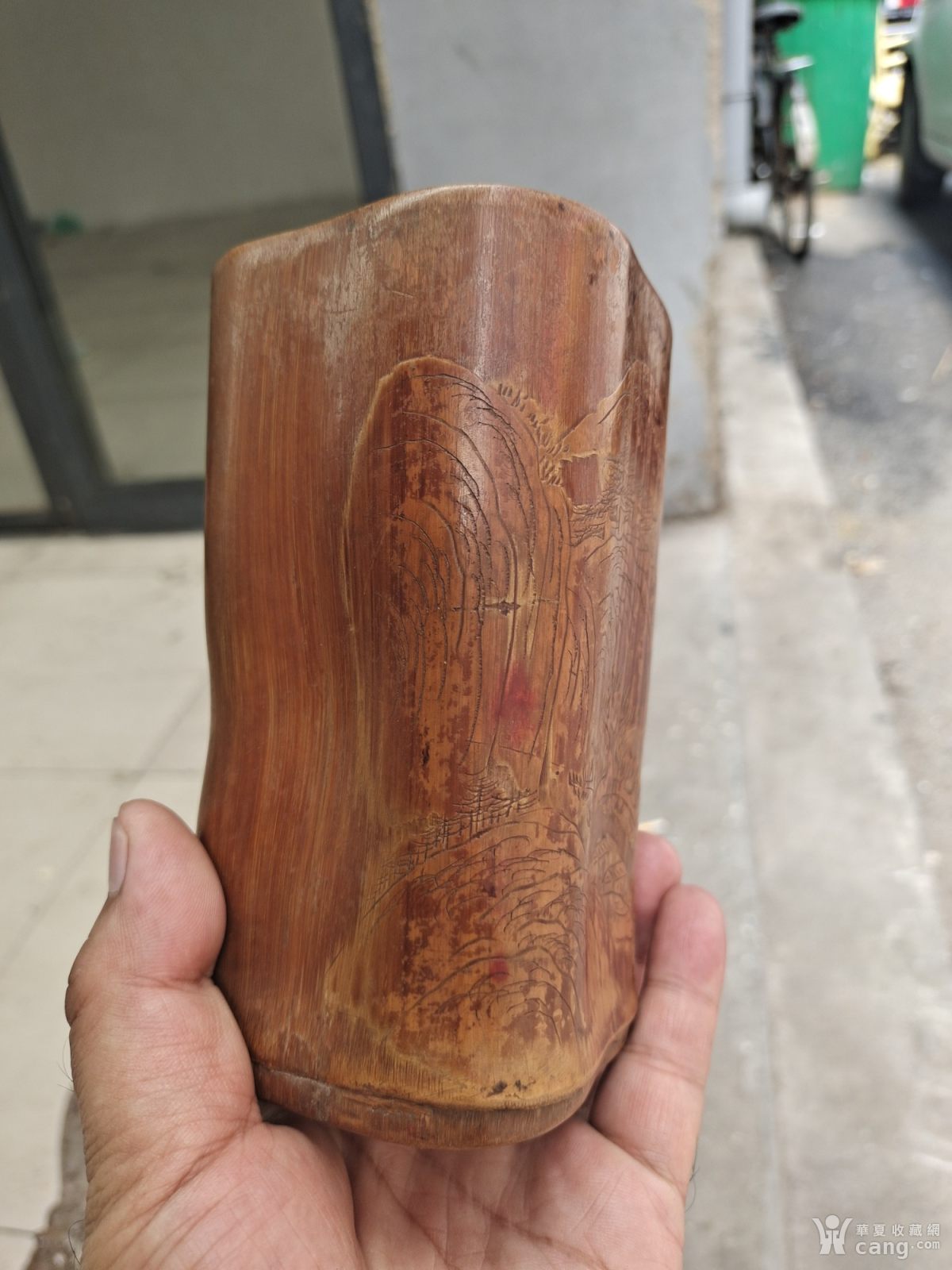 清代异形竹子笔筒