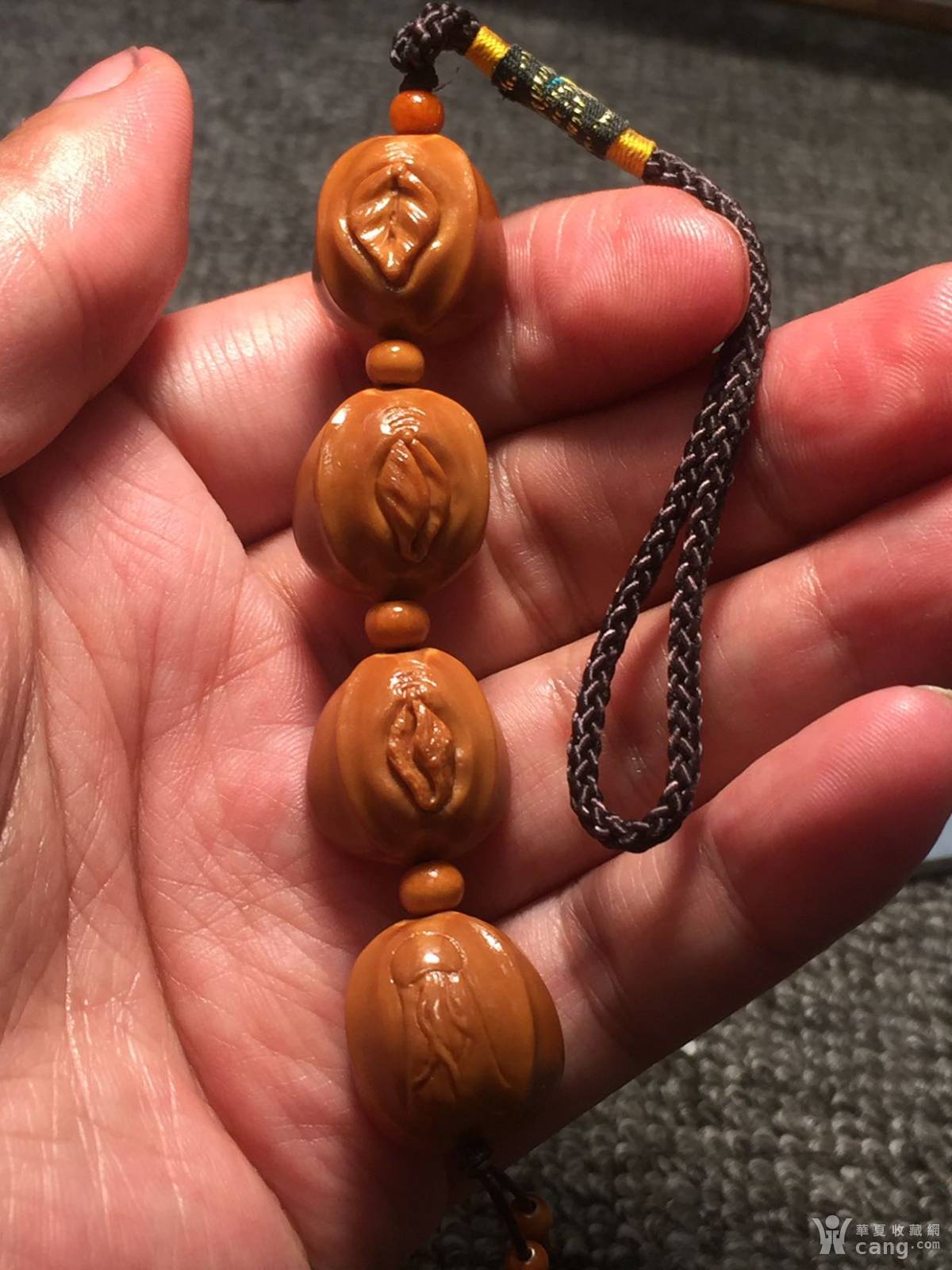 苏工手作铁核鲨鱼背《生命之源》手把件