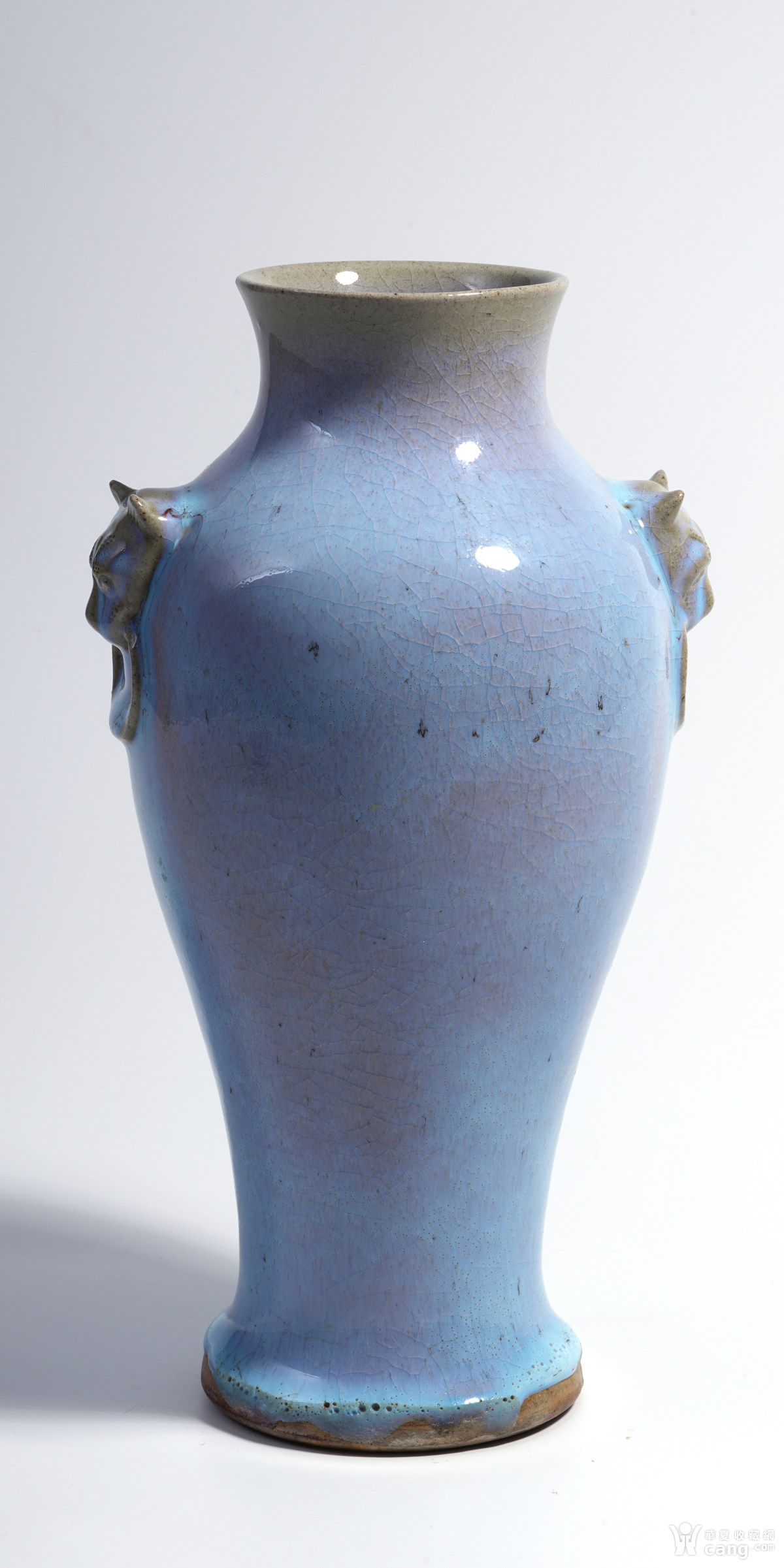 清 宜钧天蓝釉铺首衔环观音瓶