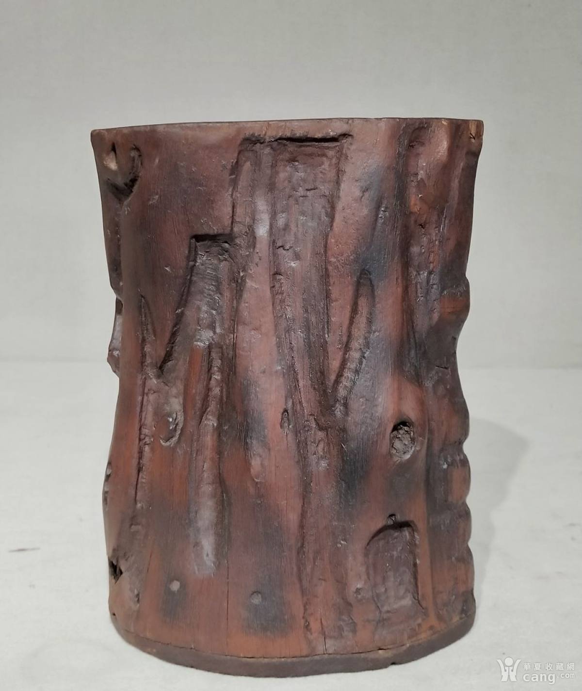 清代木雕根雕笔筒